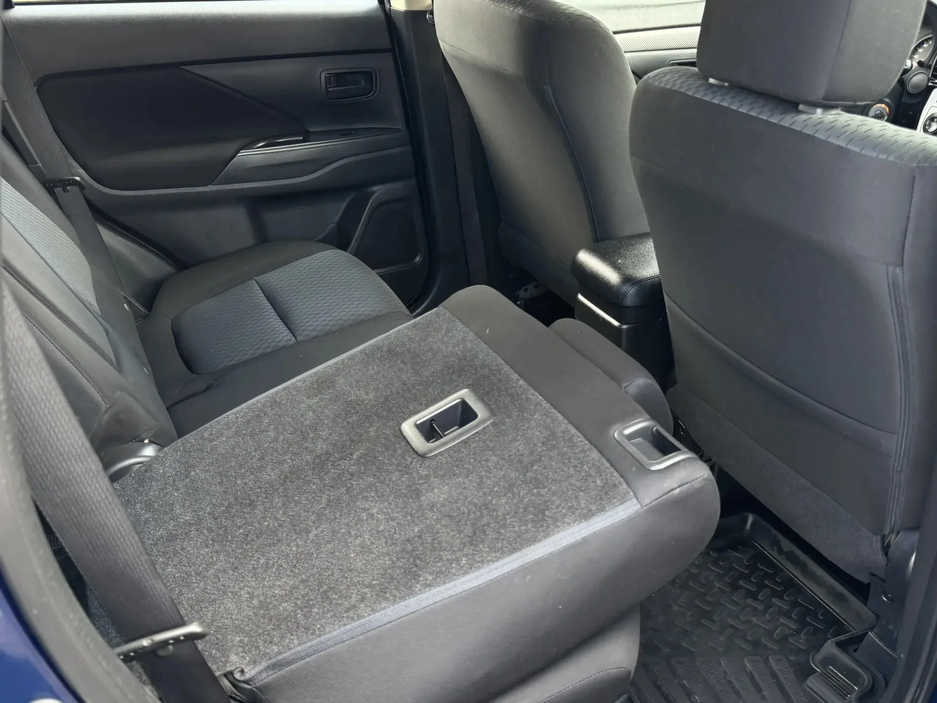Mitsubishi Outlander III Рестайлинг - миниатюра 17
