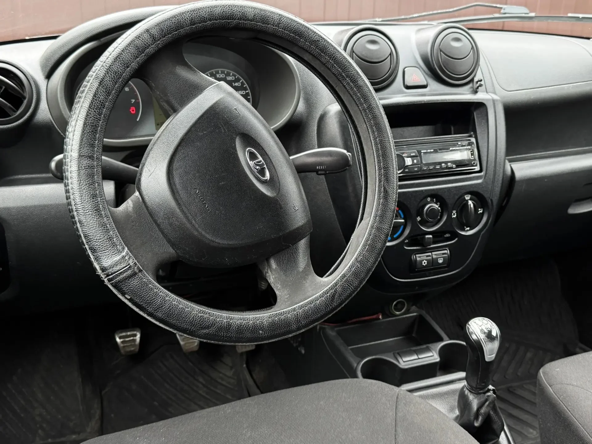 Lada (ВАЗ) Granta I - миниатюра 8
