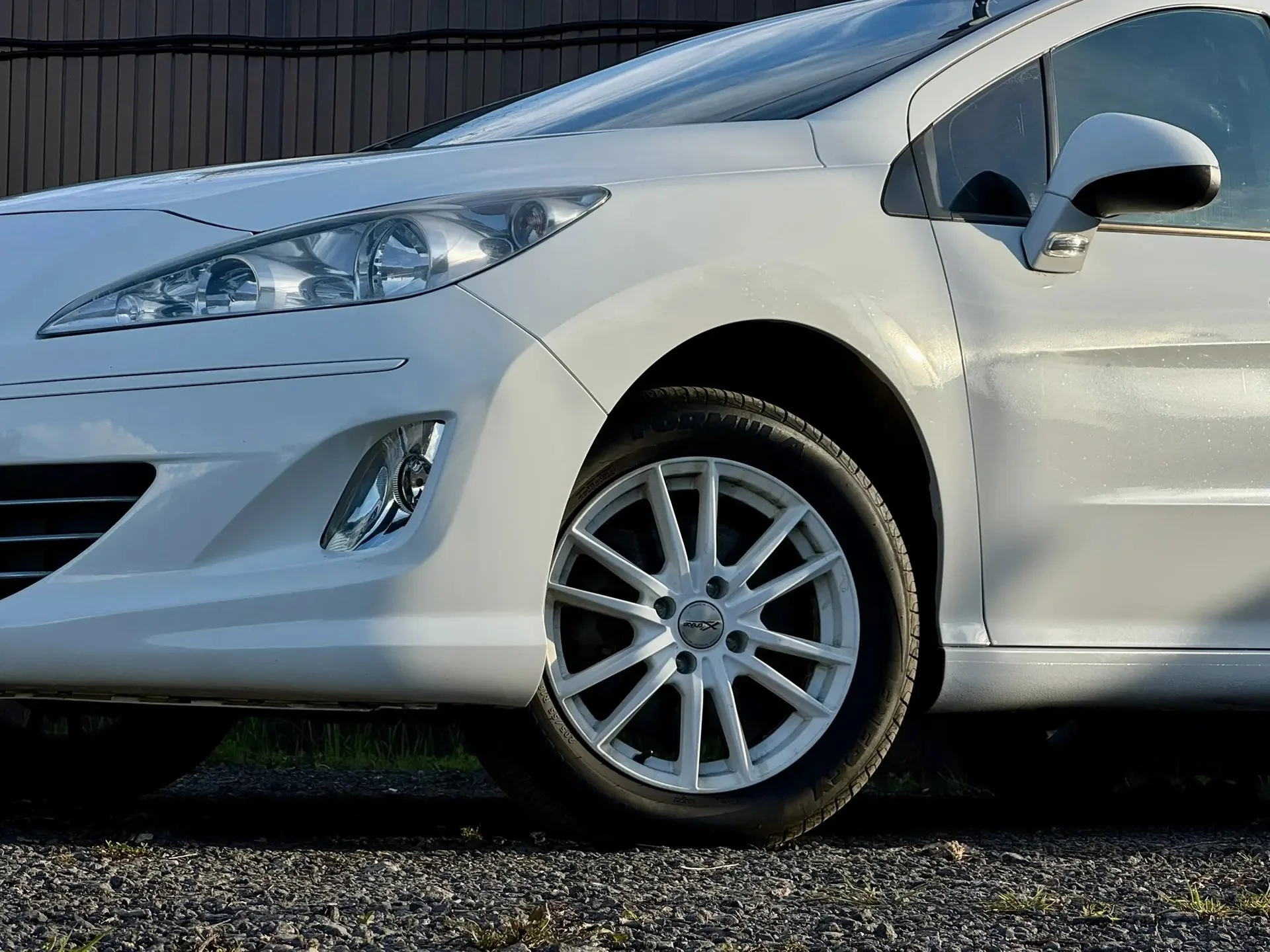 Peugeot 408 I - миниатюра 4