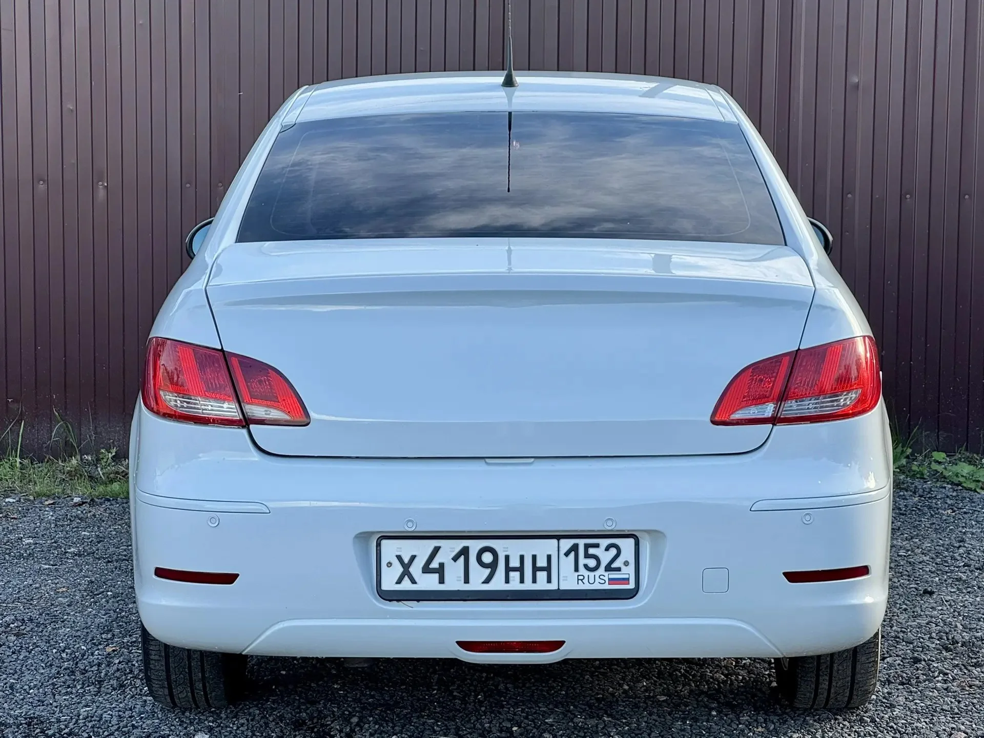 Peugeot 408 I - миниатюра 6