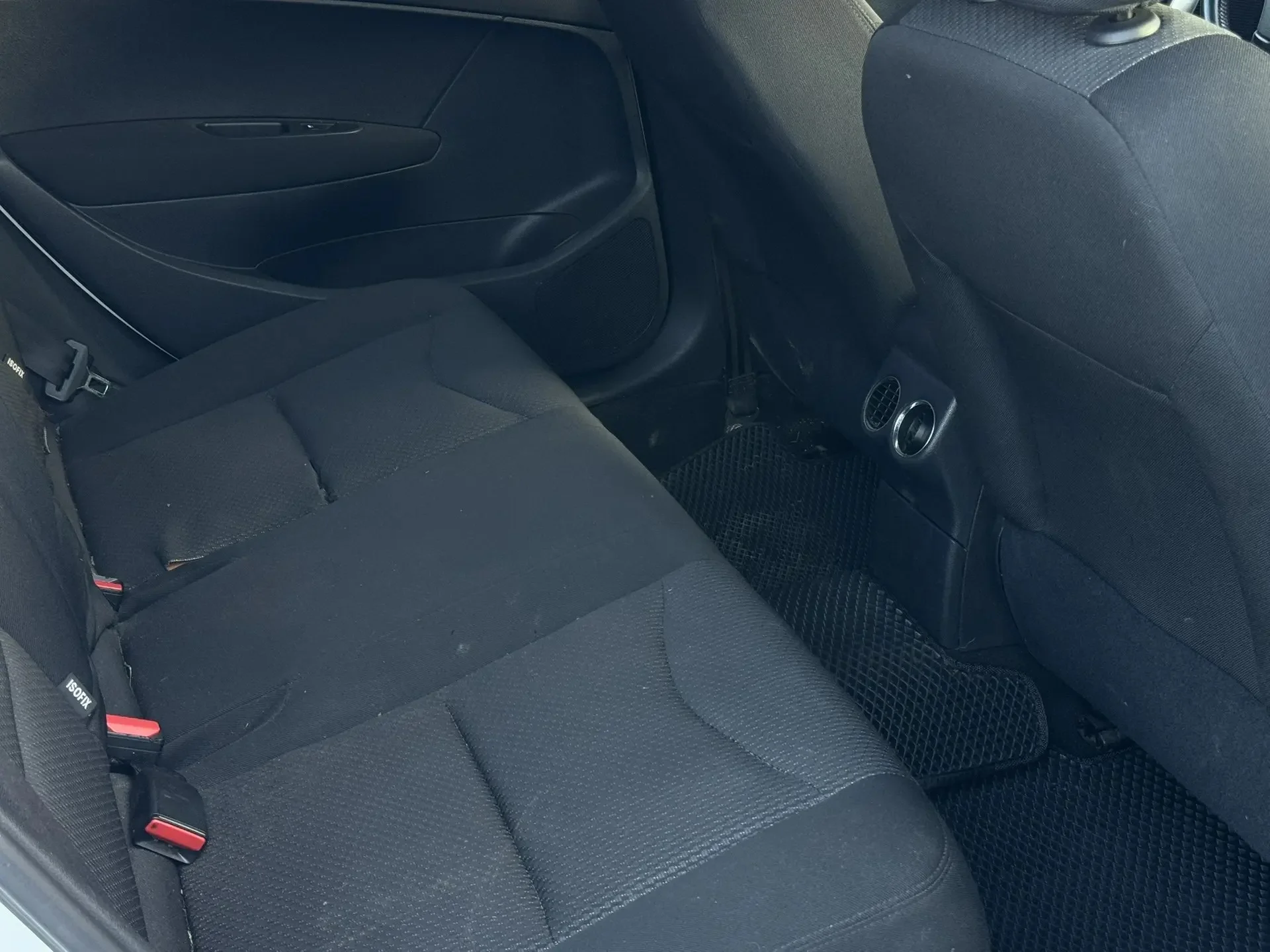 Peugeot 408 I - миниатюра 14