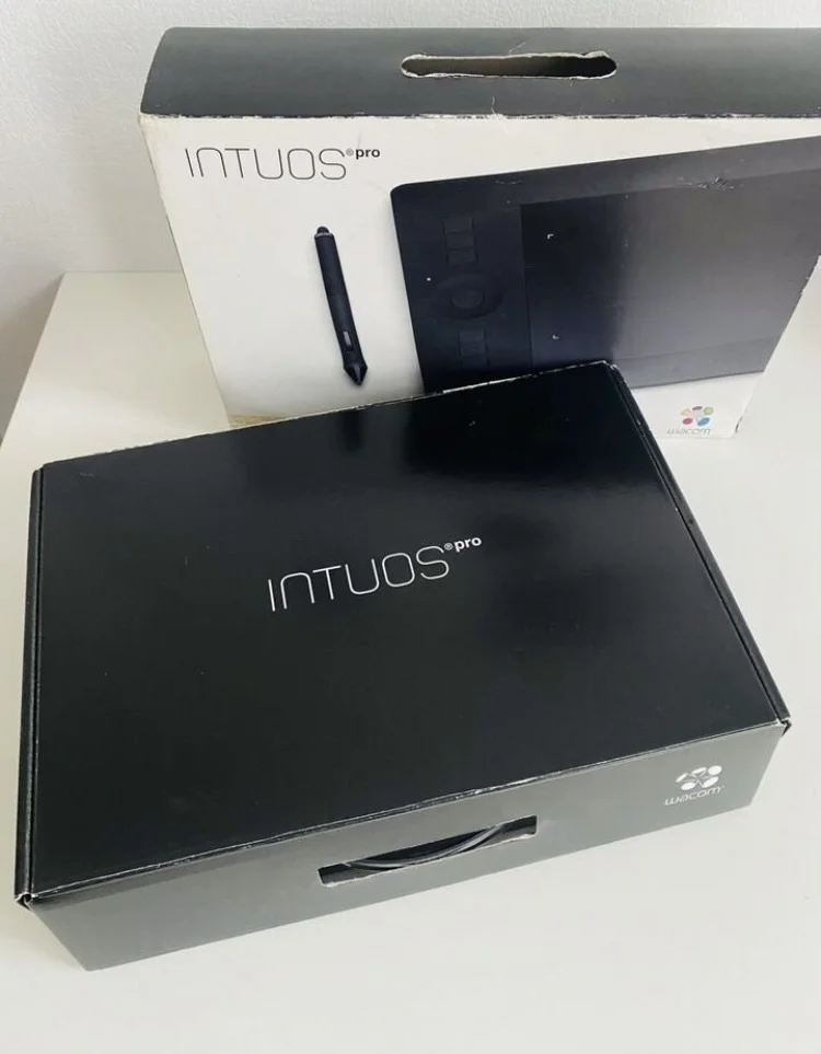 Графический планшет wacom intuos pro s - миниатюра 2