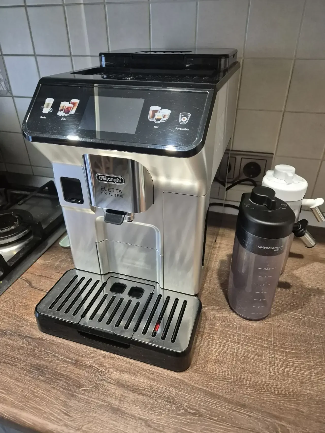 Кофемашина Delonghi Eletta Explore 450.55.S б/у - миниатюра 2