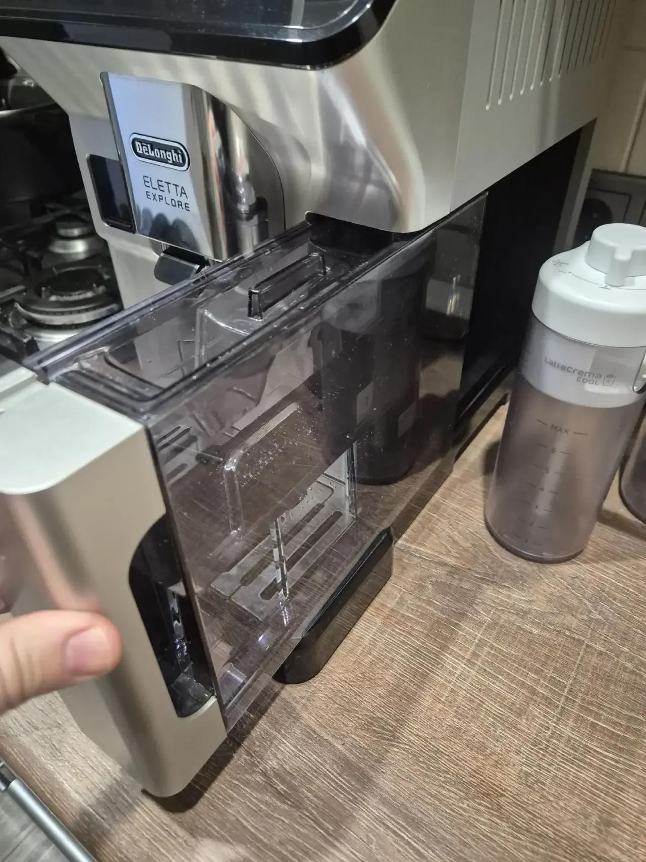 Кофемашина Delonghi Eletta Explore 450.55.S б/у - миниатюра 4