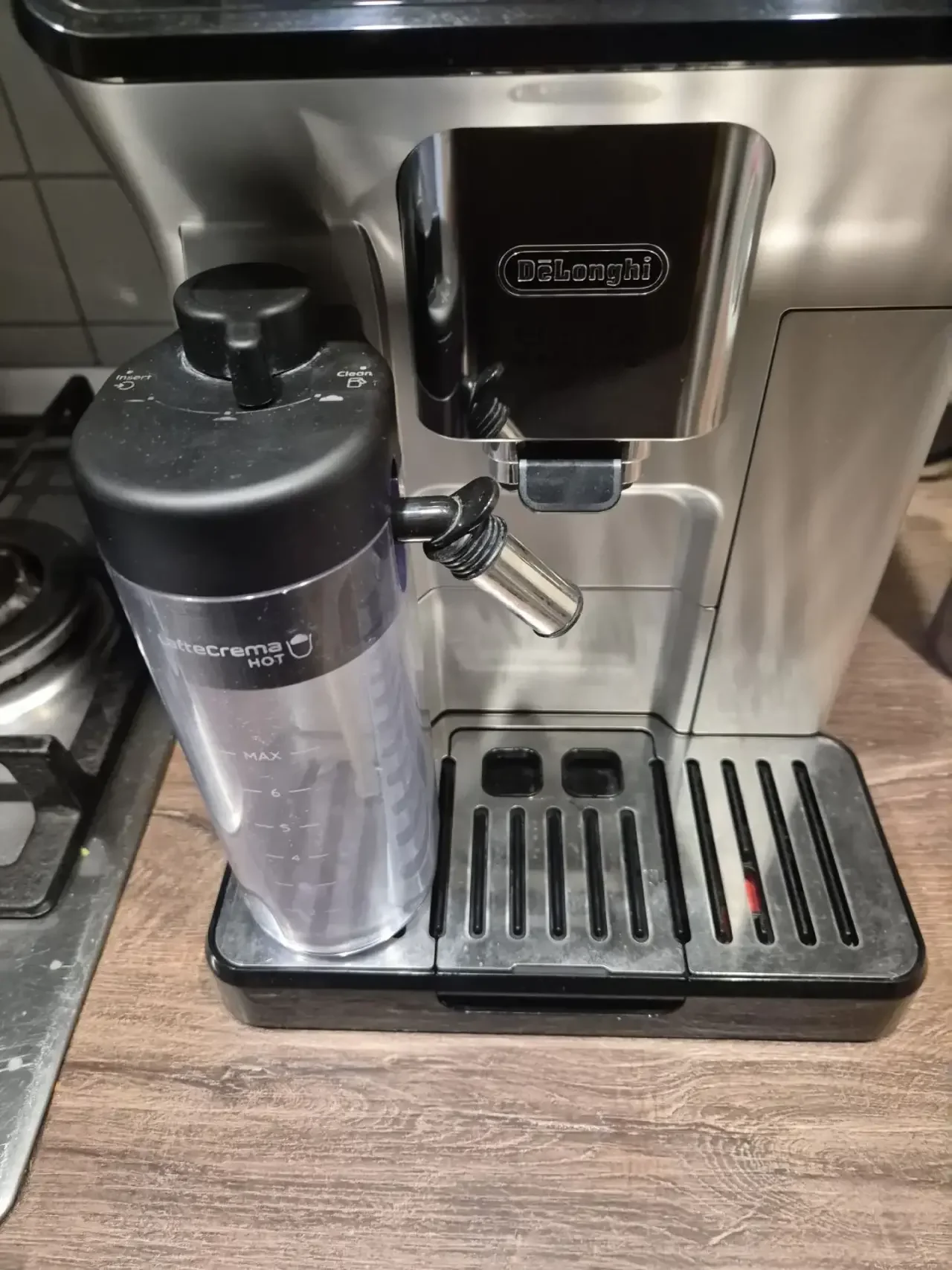 Кофемашина Delonghi Eletta Explore 450.55.S б/у - миниатюра 5