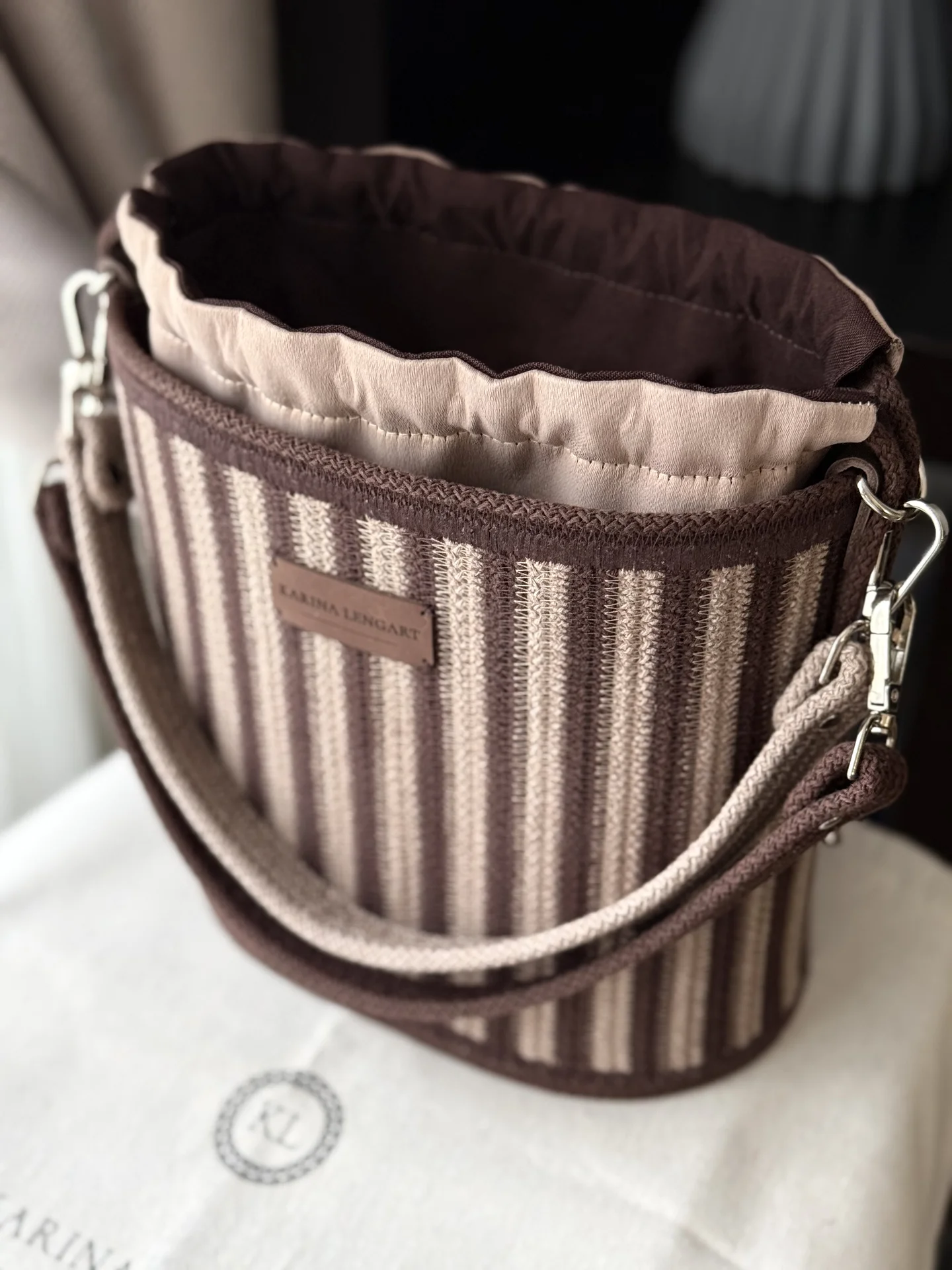 Сумка-ведерко в стиле Furla - миниатюра 4