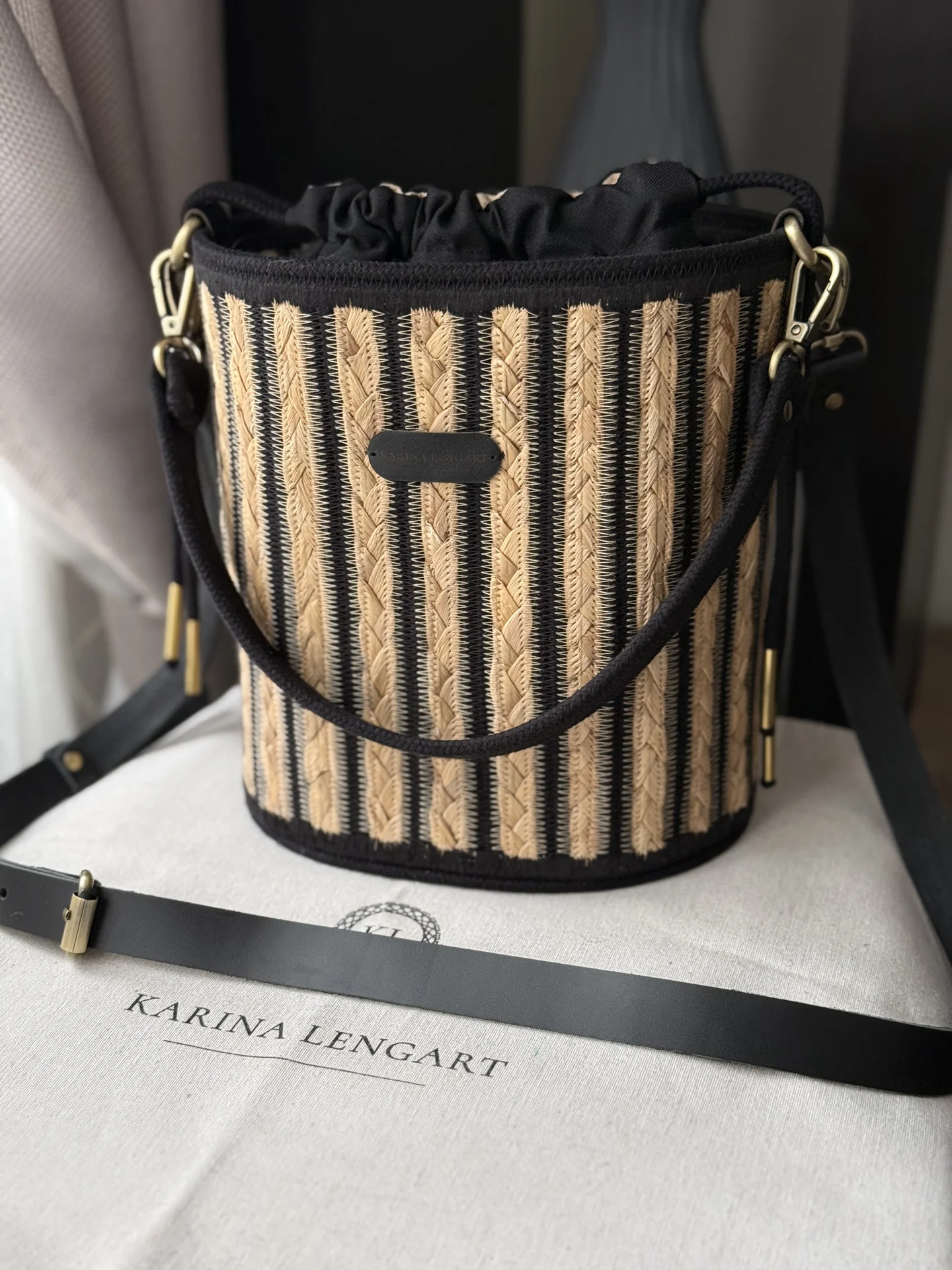 Сумка-ведро в стиле Furla - изображение 1