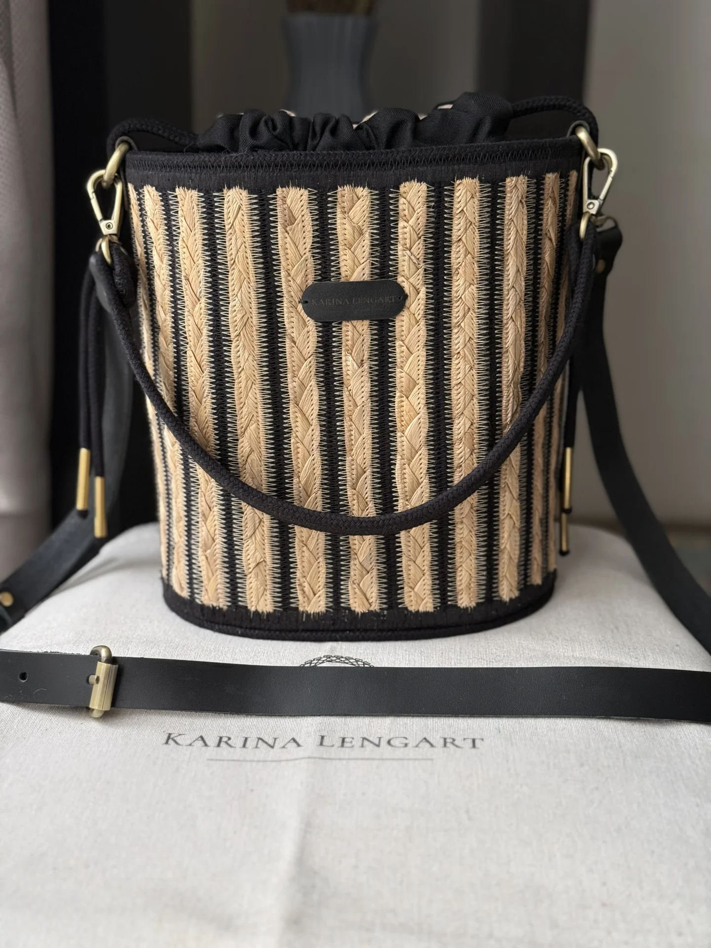 Сумка-ведро в стиле Furla - миниатюра 2