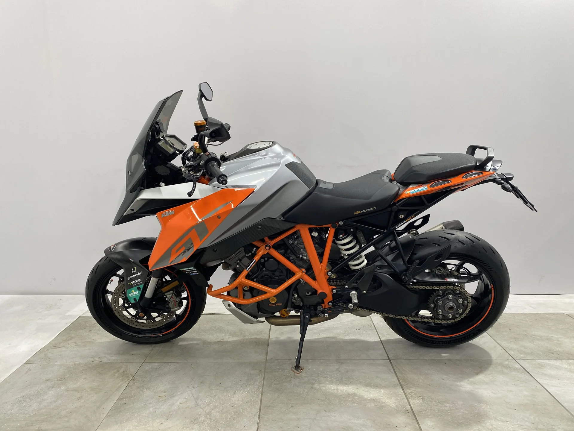 KTM 1290 Superduke GT 043936 - миниатюра 2