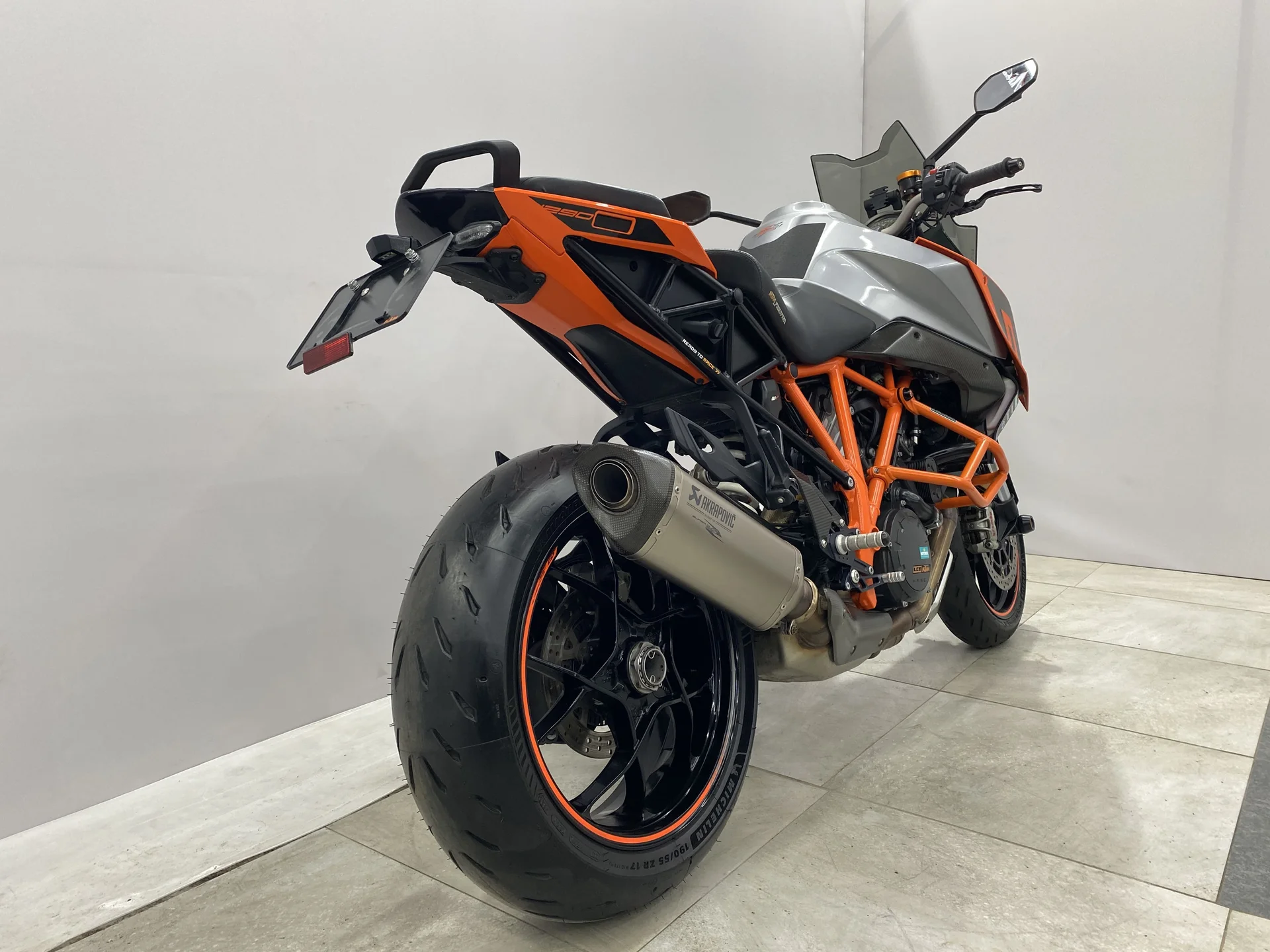 KTM 1290 Superduke GT 043936 - миниатюра 7