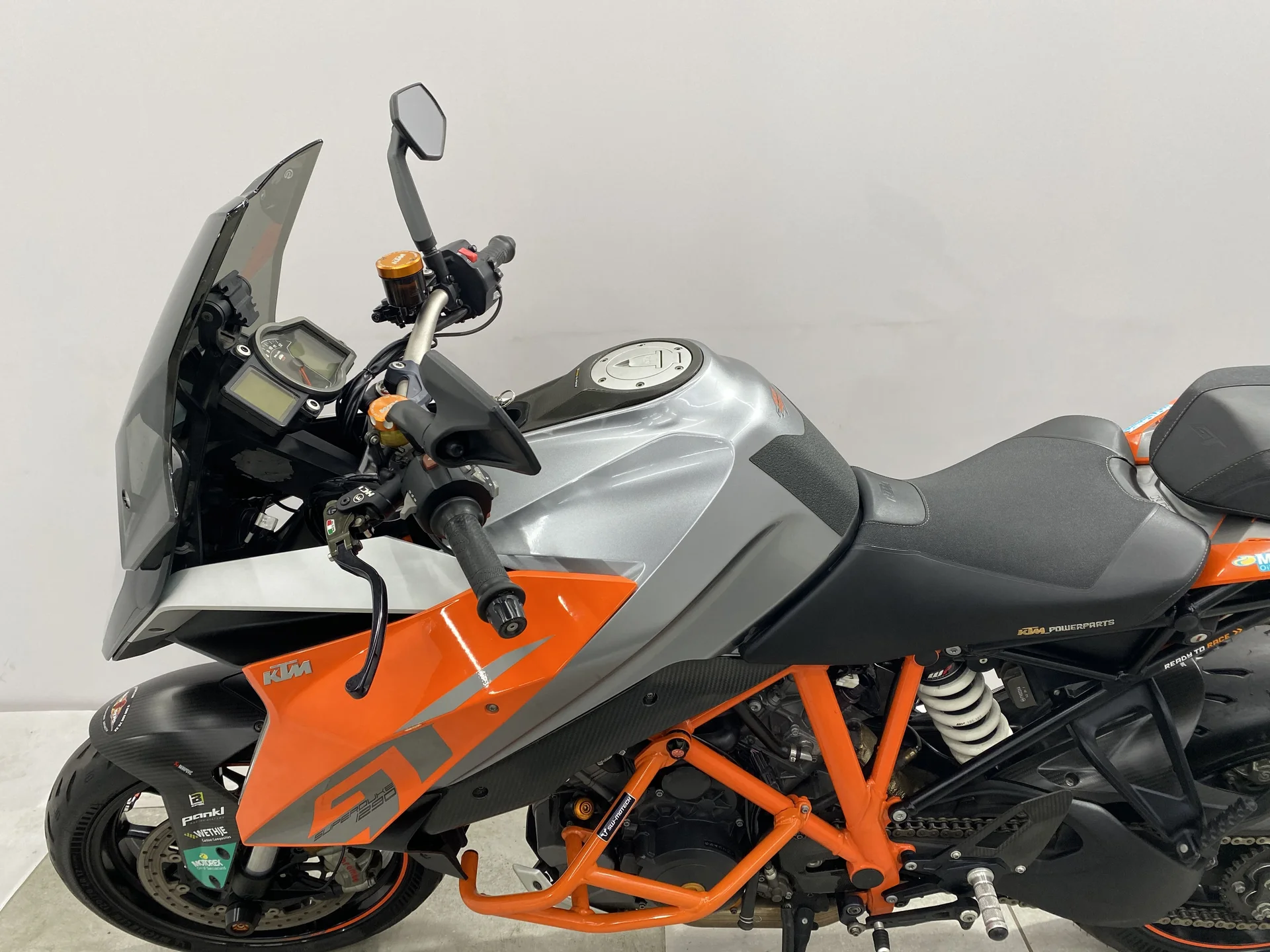 KTM 1290 Superduke GT 043936 - миниатюра 9
