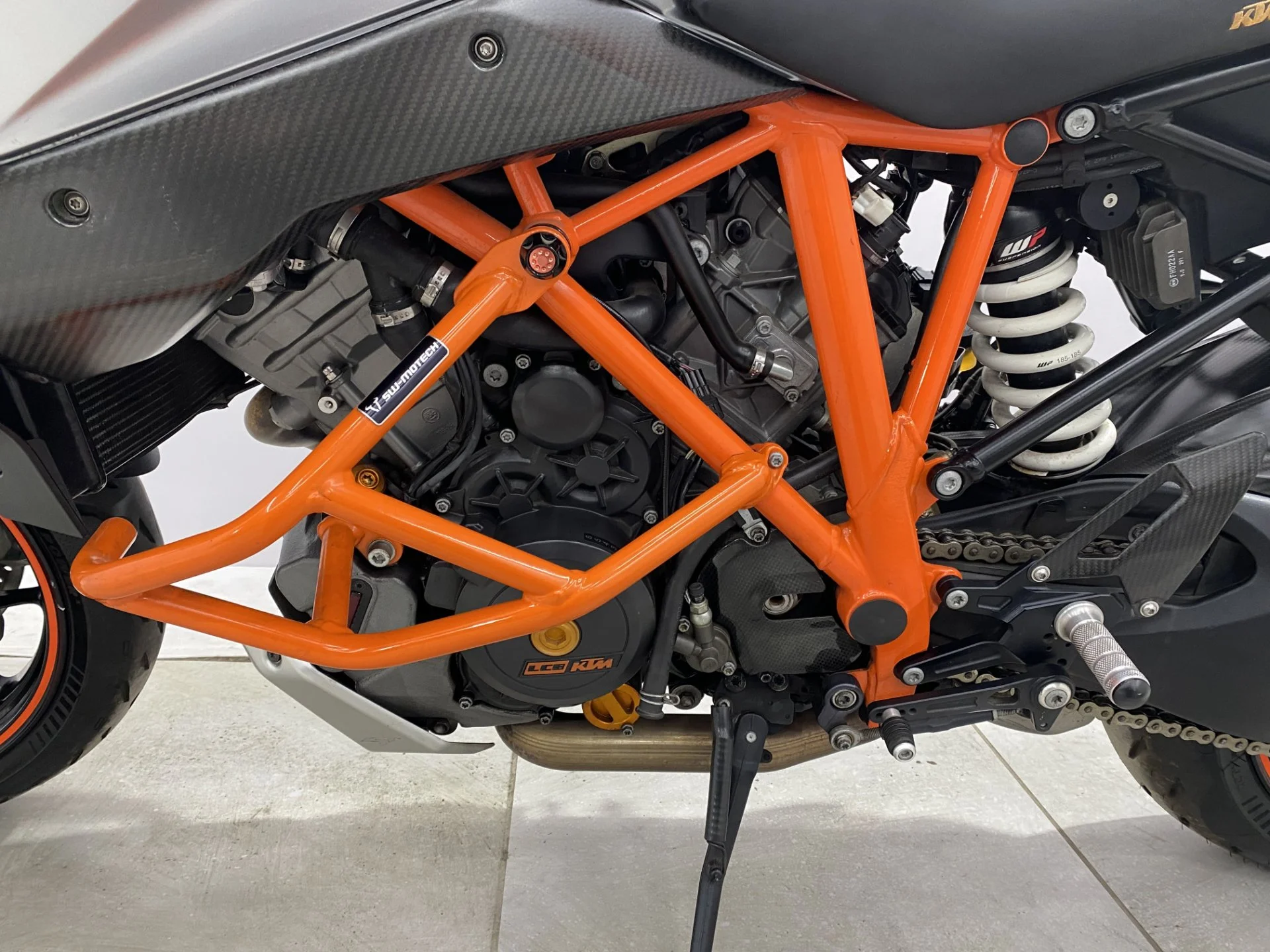 KTM 1290 Superduke GT 043936 - миниатюра 10