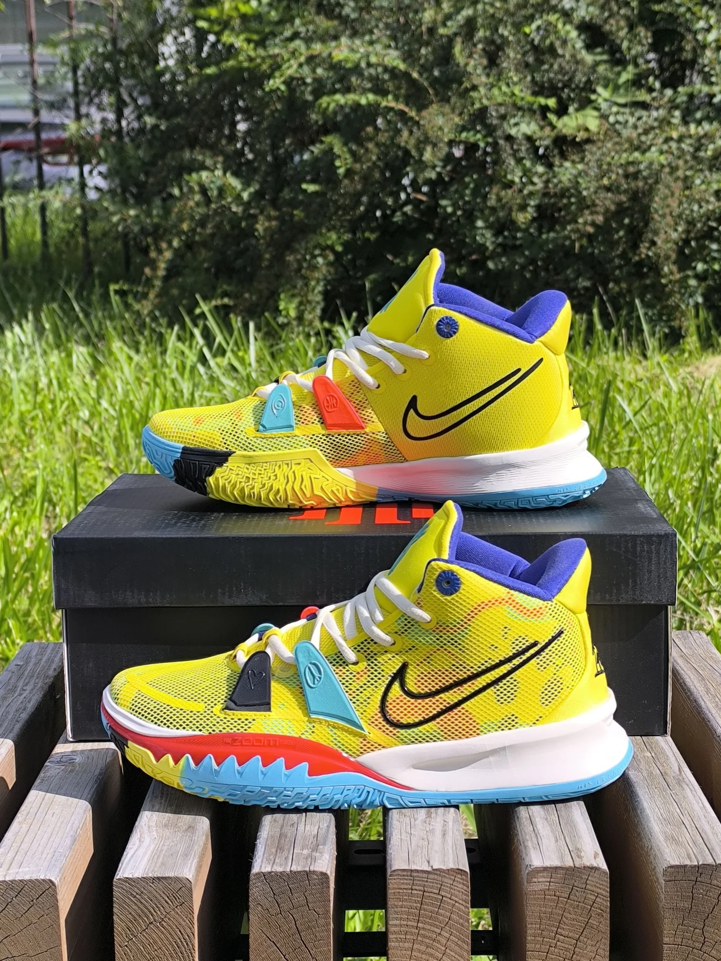 кроссовки баскетбольные Nike Kyrie 7 - миниатюра 3