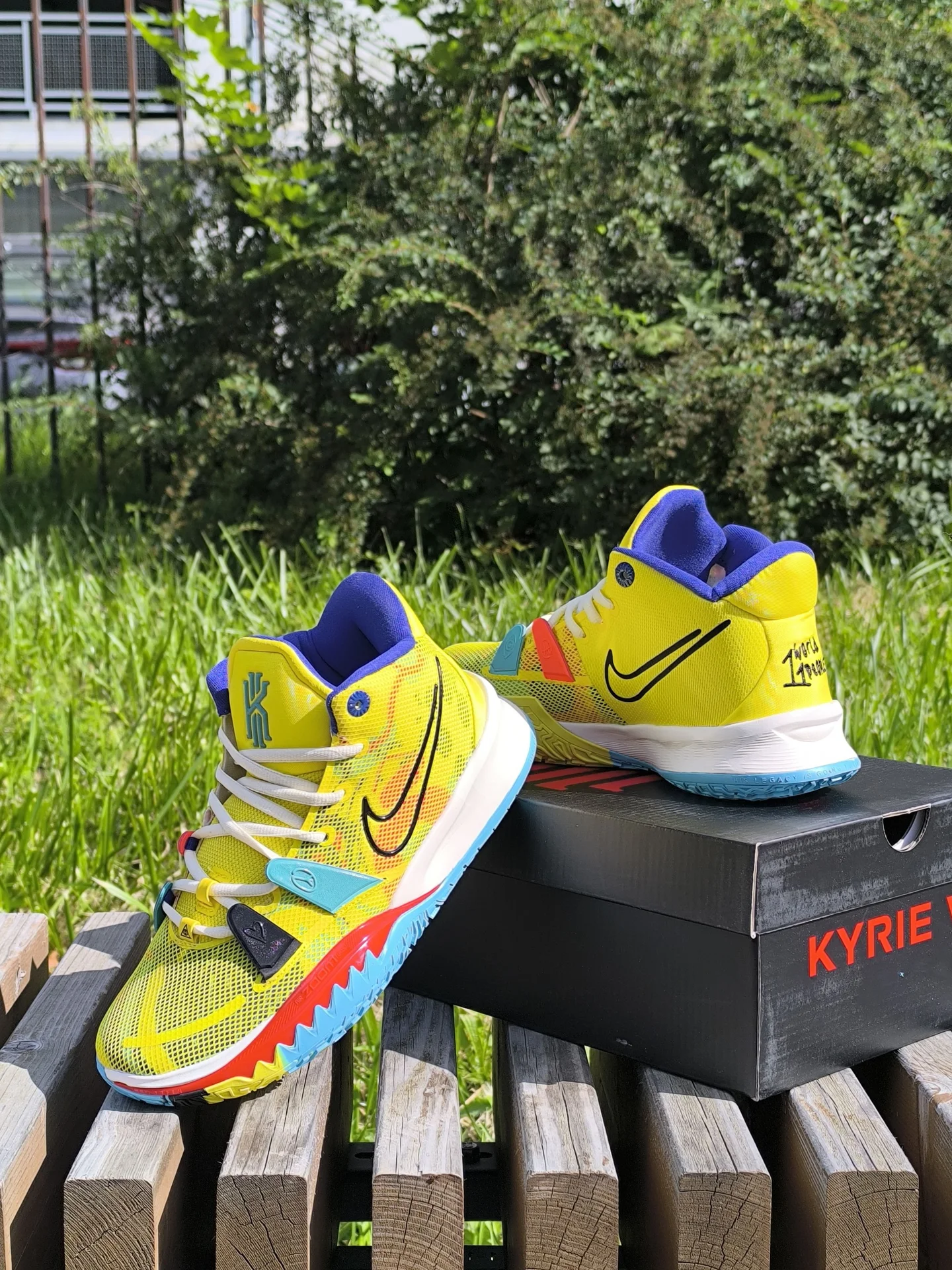кроссовки баскетбольные Nike Kyrie 7 - миниатюра 4
