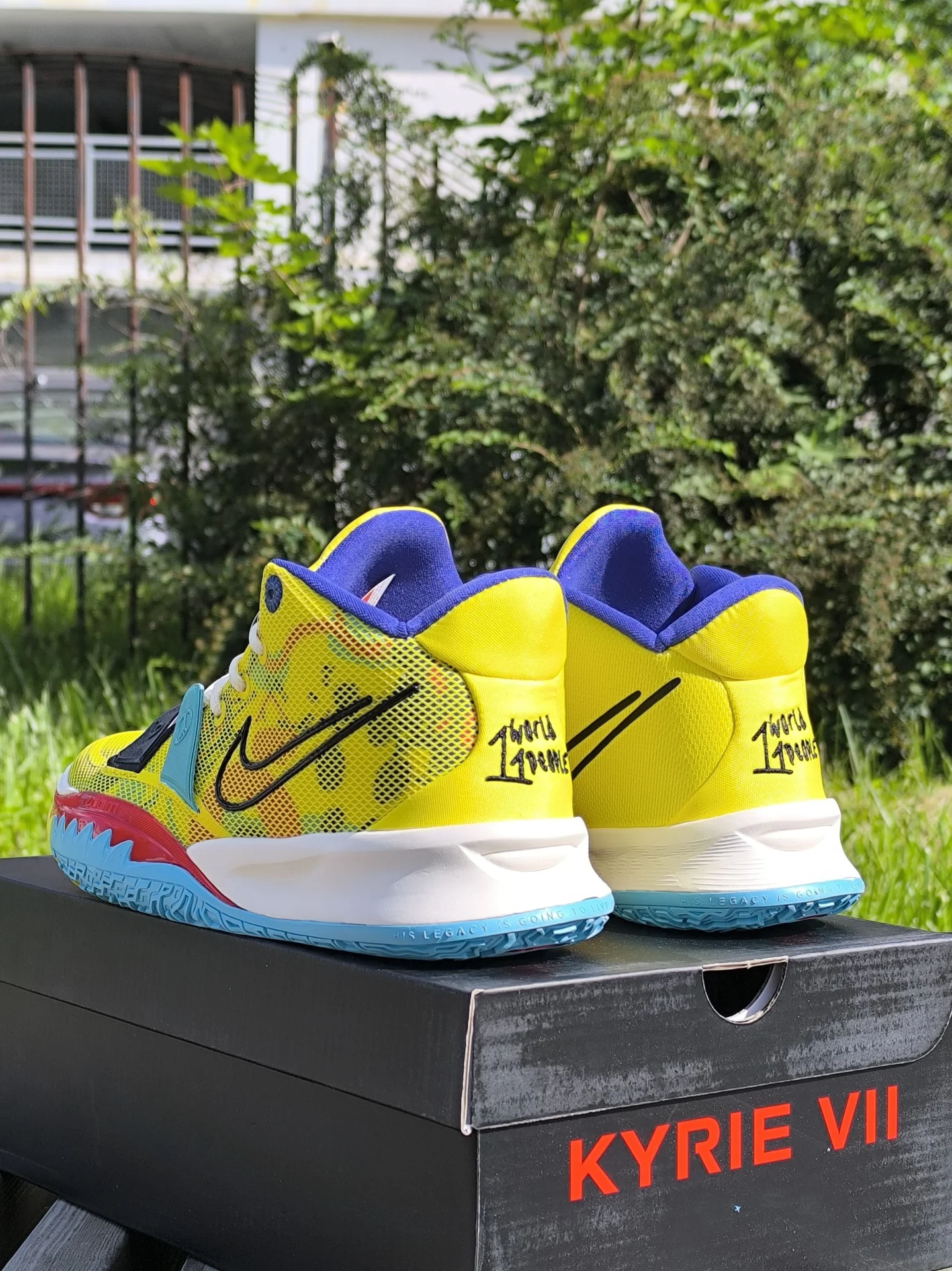 кроссовки баскетбольные Nike Kyrie 7 - миниатюра 5