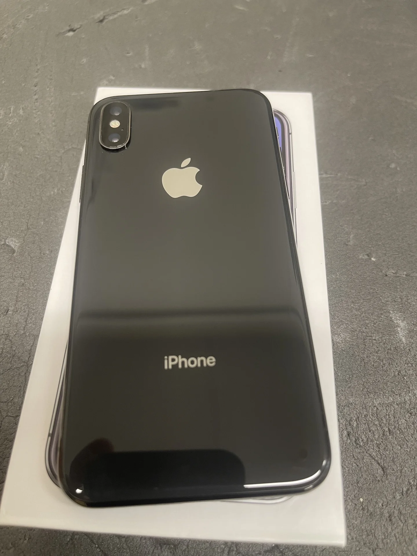 iPhone X, 256 ГБ, 1 SIM - миниатюра 2