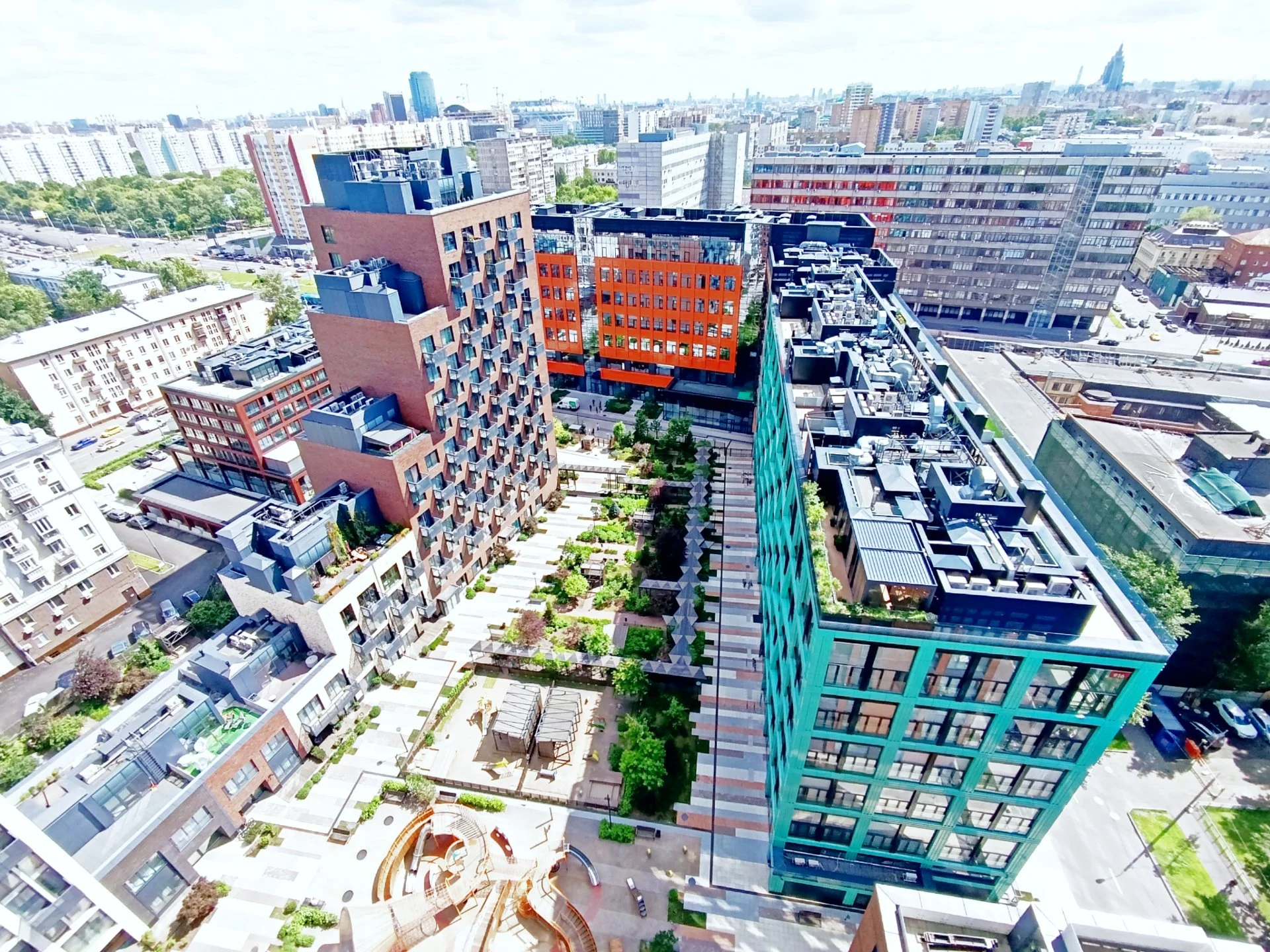 Видовая 4-комн. квартира, 95,8 м² с шикарным ремонтом - миниатюра 16