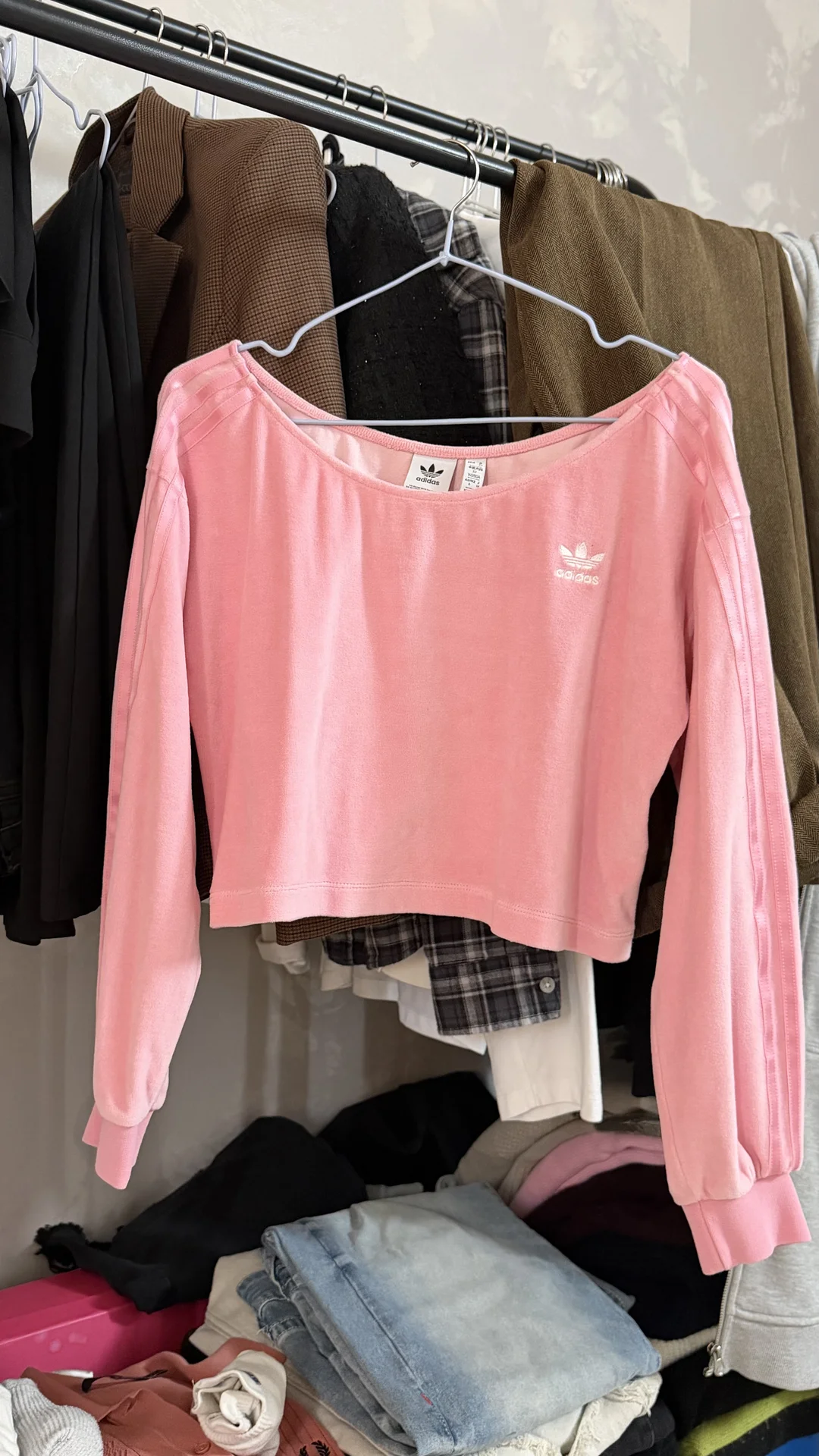 велюровый топ adidas - изображение 1