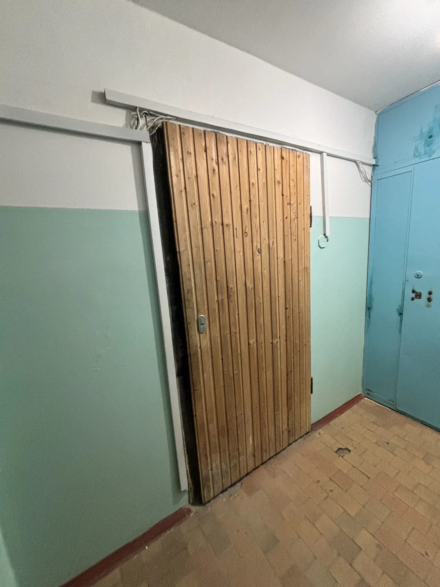 Продаётся 2-комнатная квартира, кирпичный дом, Лен - миниатюра 3