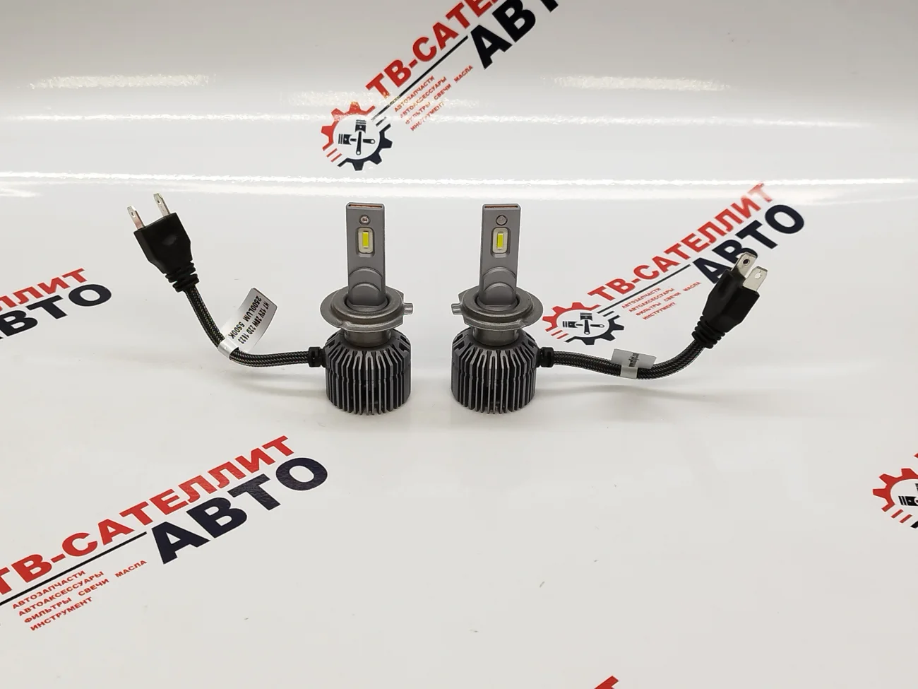 Лампы светодионые ближнего света Dynamic Vision. 2500 лм, 5500 К,  12V, H7, кулер. (2шт.) MTF Light