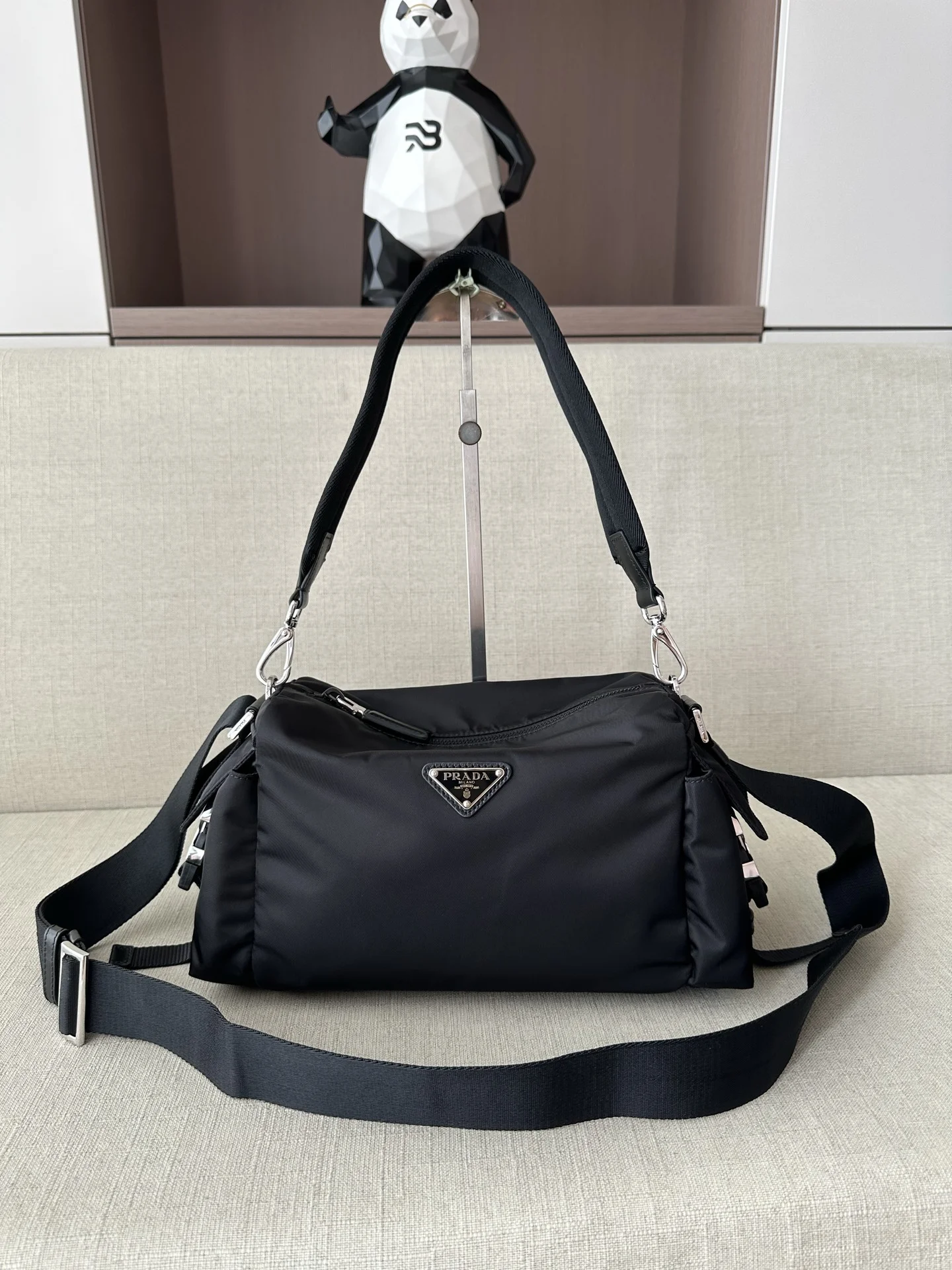 Сумка Prada Explore Re-Nylon - изображение 1