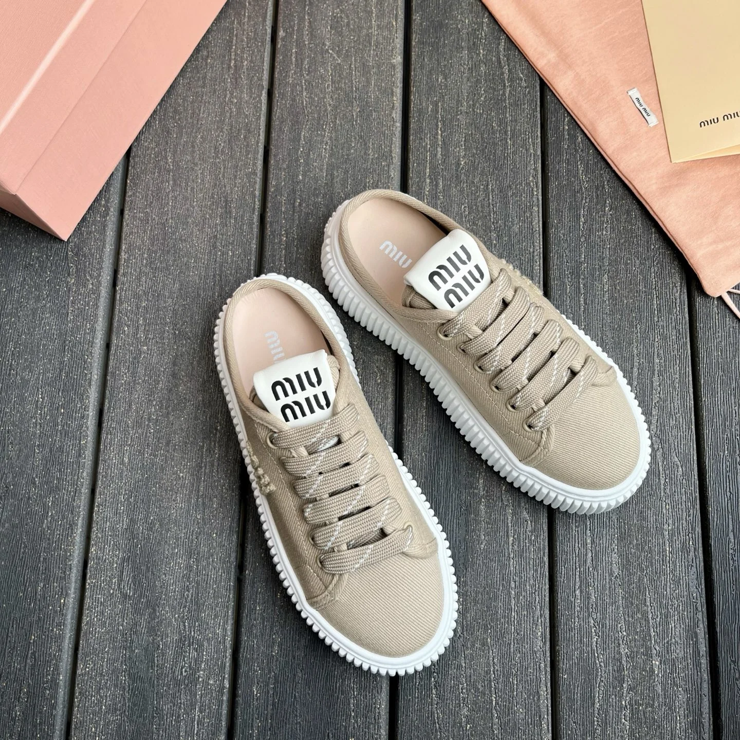 Кеды Miu Miu с высокой подошвой - изображение 1