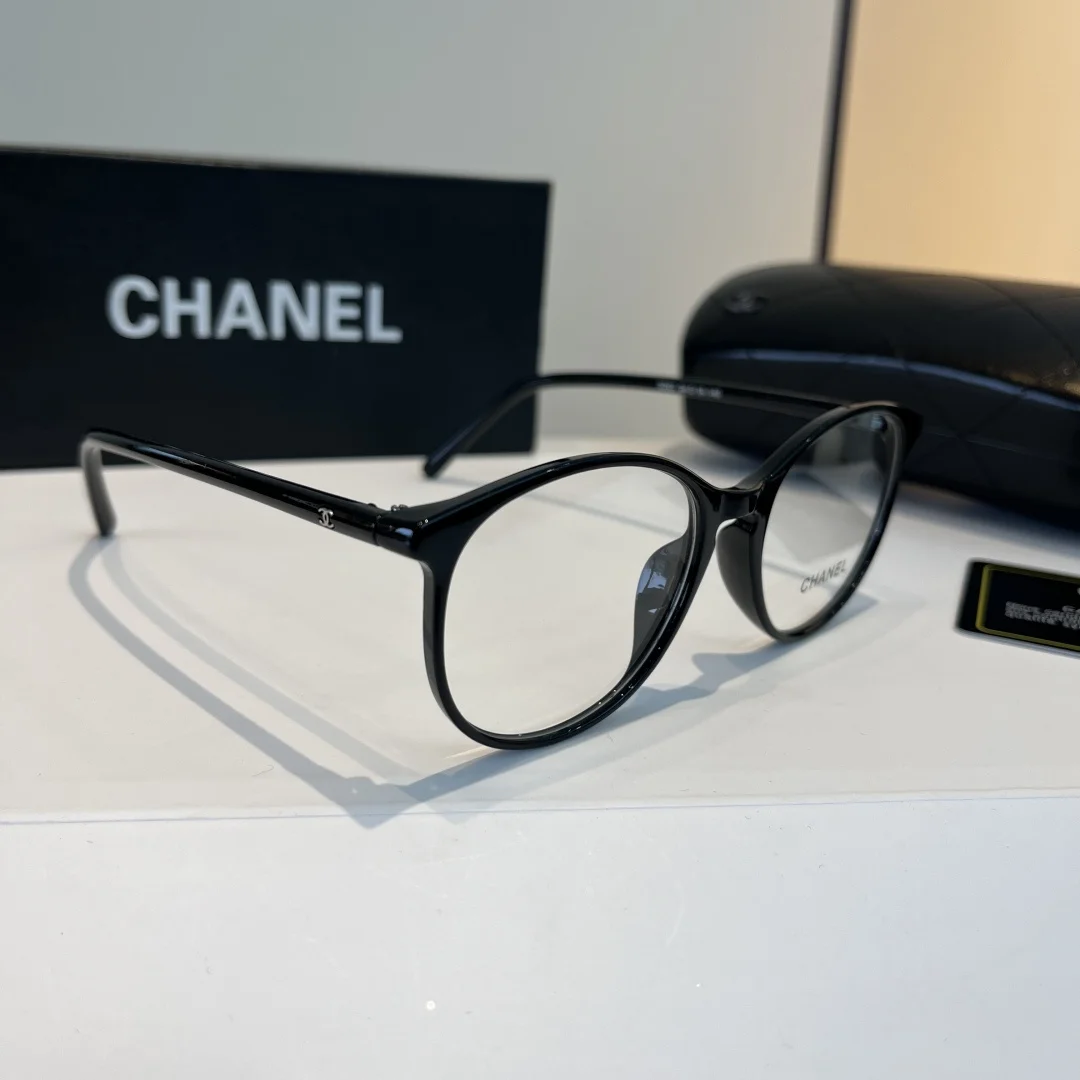 Очки Chanel черные - изображение 1