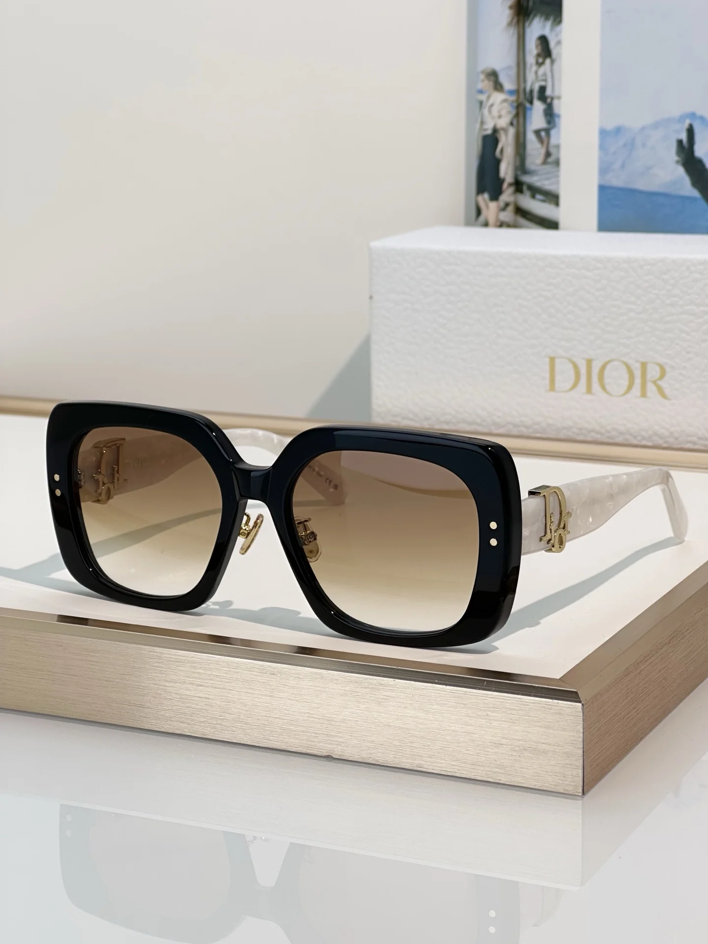 Солнечные очки DIOR Oblique S1F - изображение 1