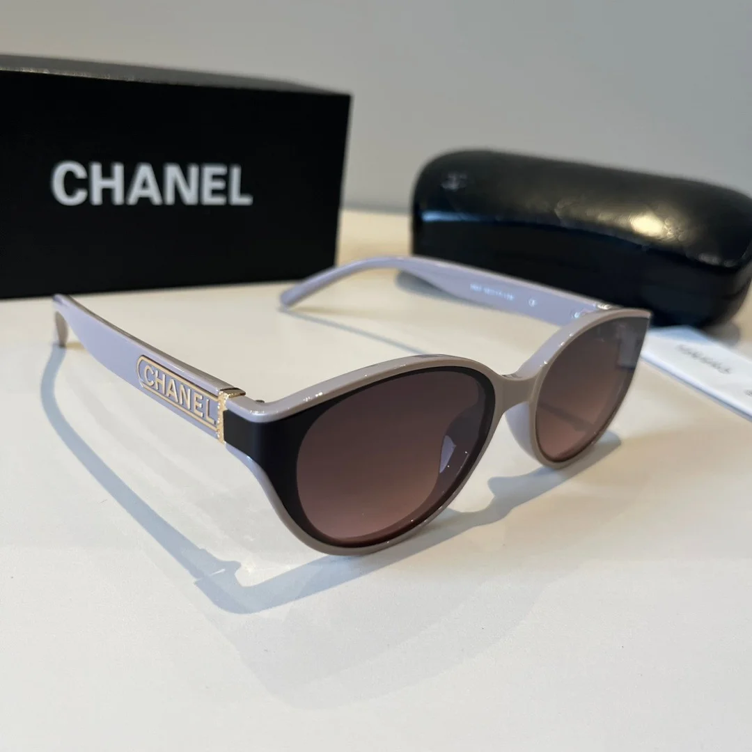 Солнцезащитные очки Chanel - изображение 1