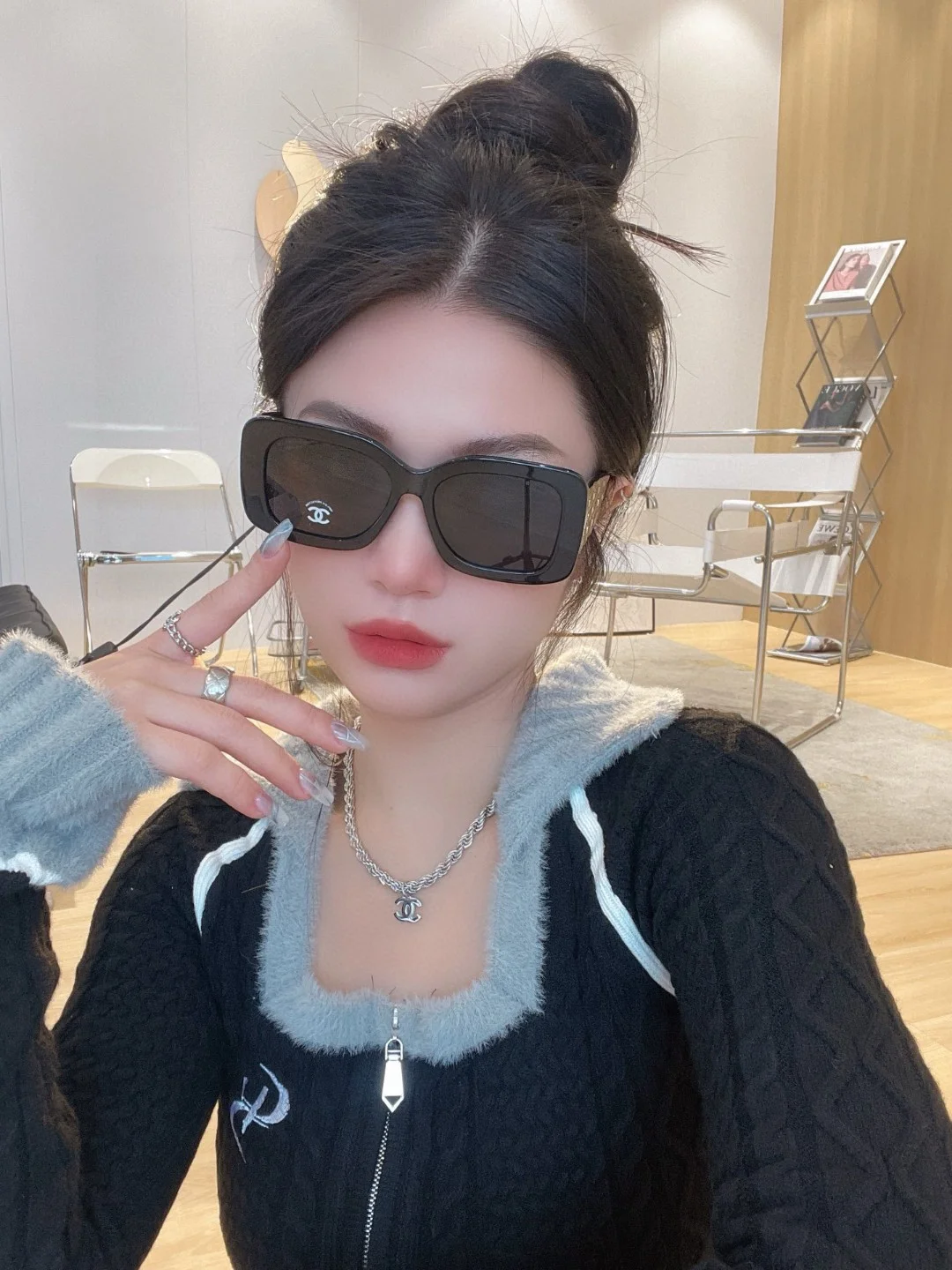 Солнцезащитные очки Chanel классические - изображение 1