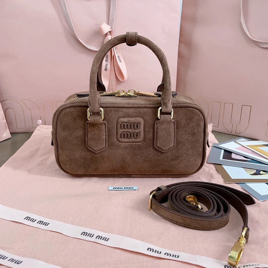 Сумка Miu Miu замшевая коричневая - изображение 1