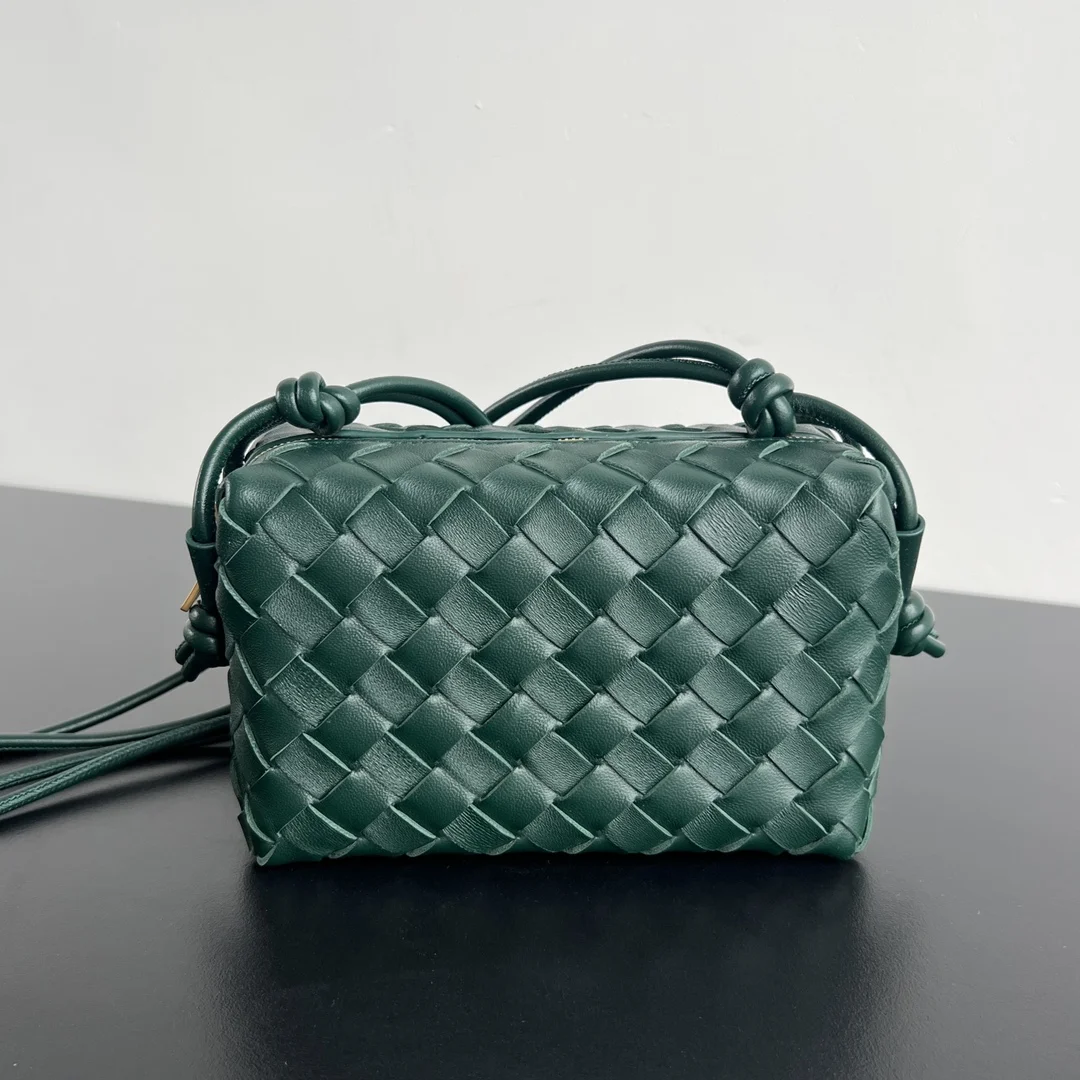 Плетеная кожаная сумка через плечо Bottega Veneta - изображение 1