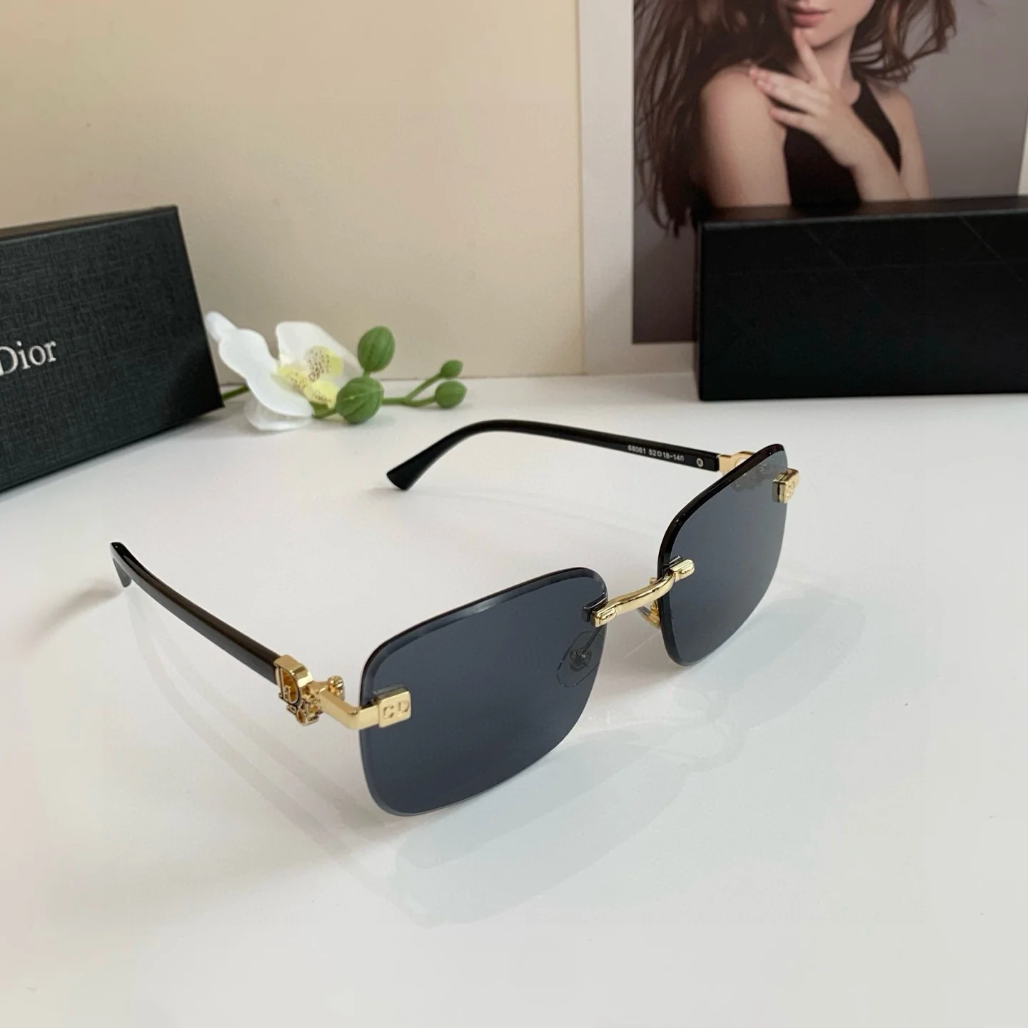 Солнцезащитные очки Dior без оправы - изображение 1
