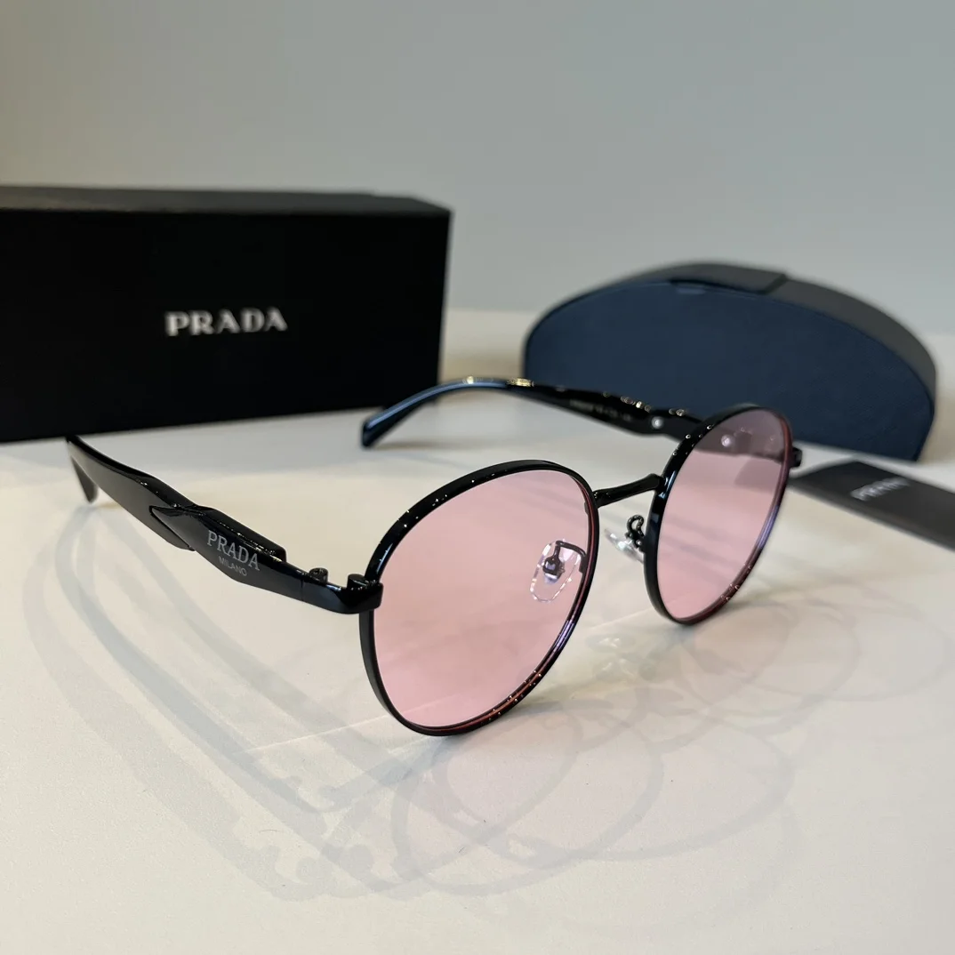 Мужские солнцезащитные очки PRADA - изображение 1