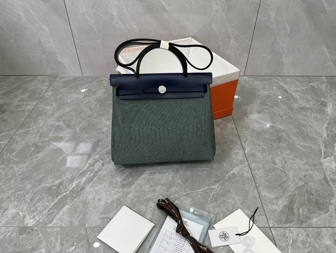 Сумка Herbag 31 см из кожи и ткани - изображение 1