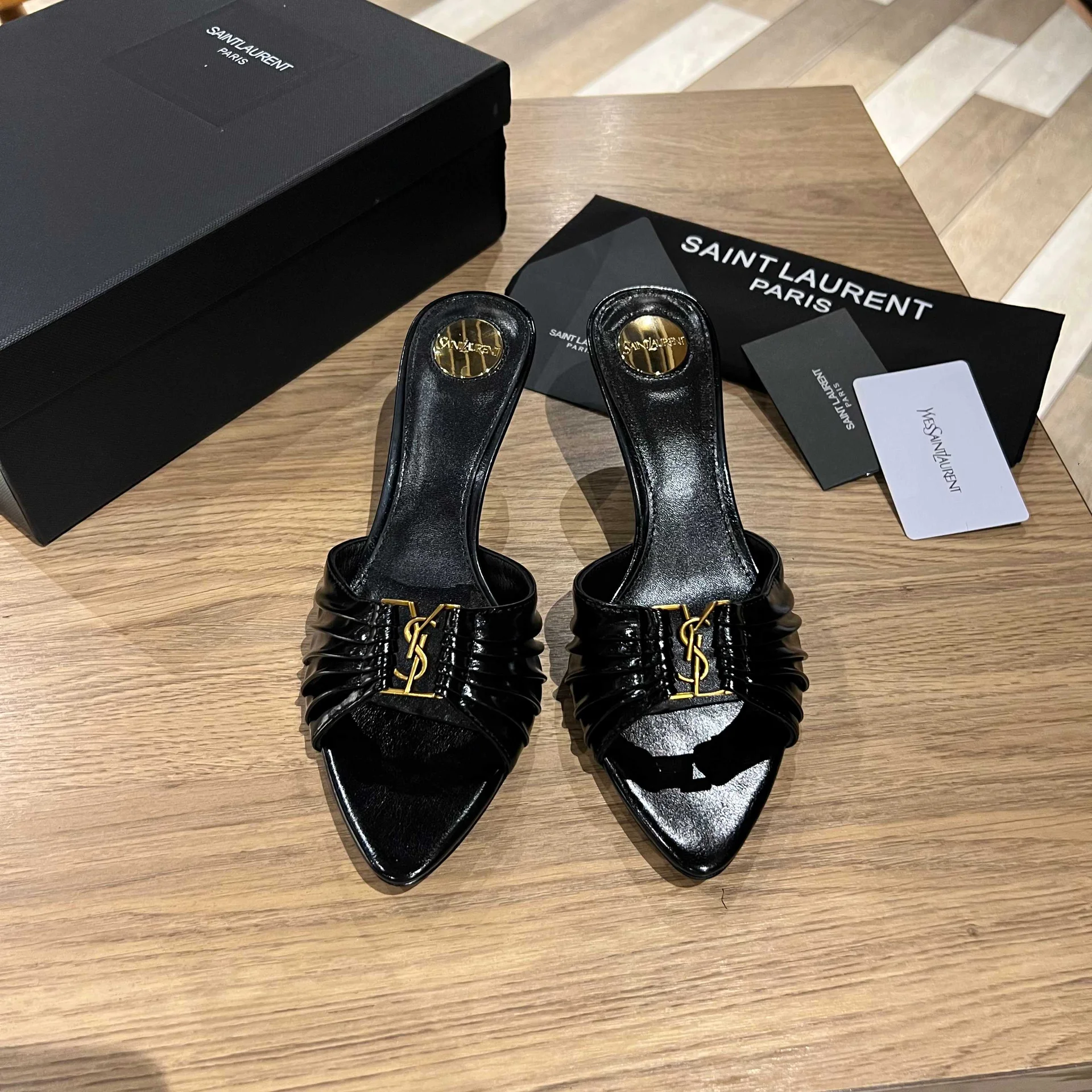 Мюли Saint Laurent черные с пряжкой YSL - изображение 1