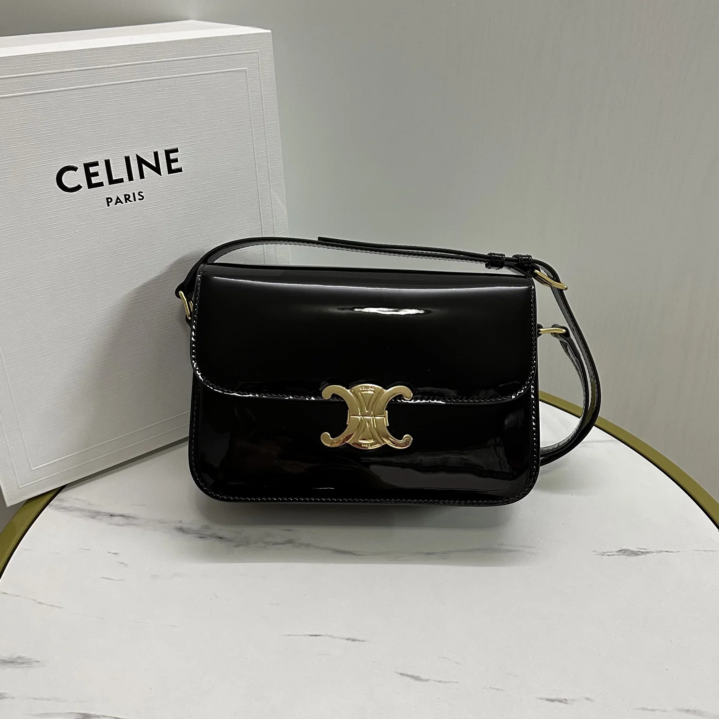 Сумка Celine Triomphe малая черная - изображение 1
