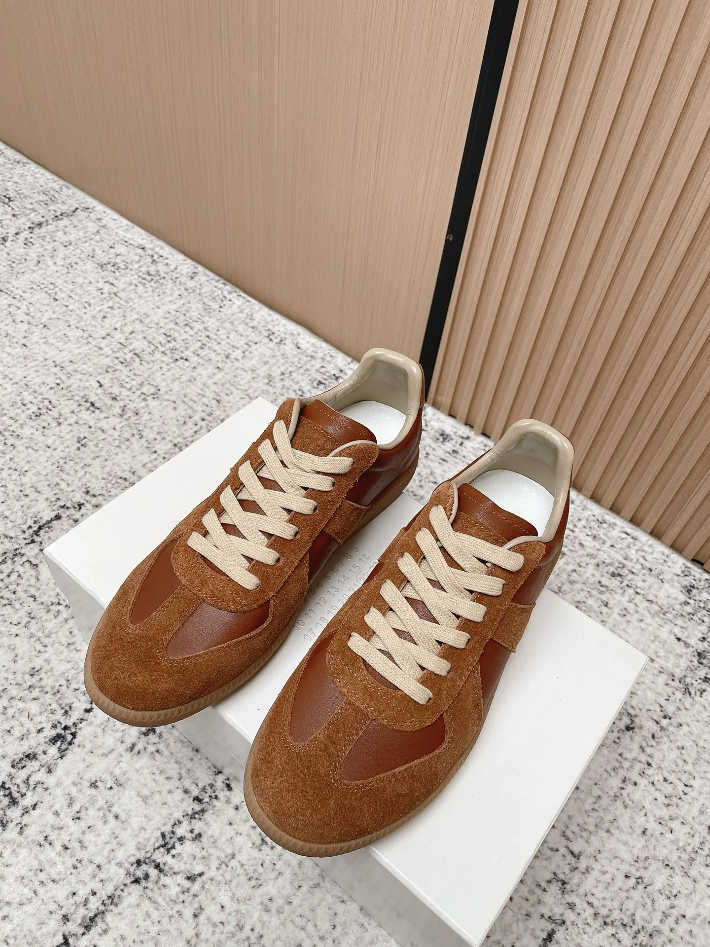 Кроссовки Maison Margiela MM6 Коричневый - изображение 1