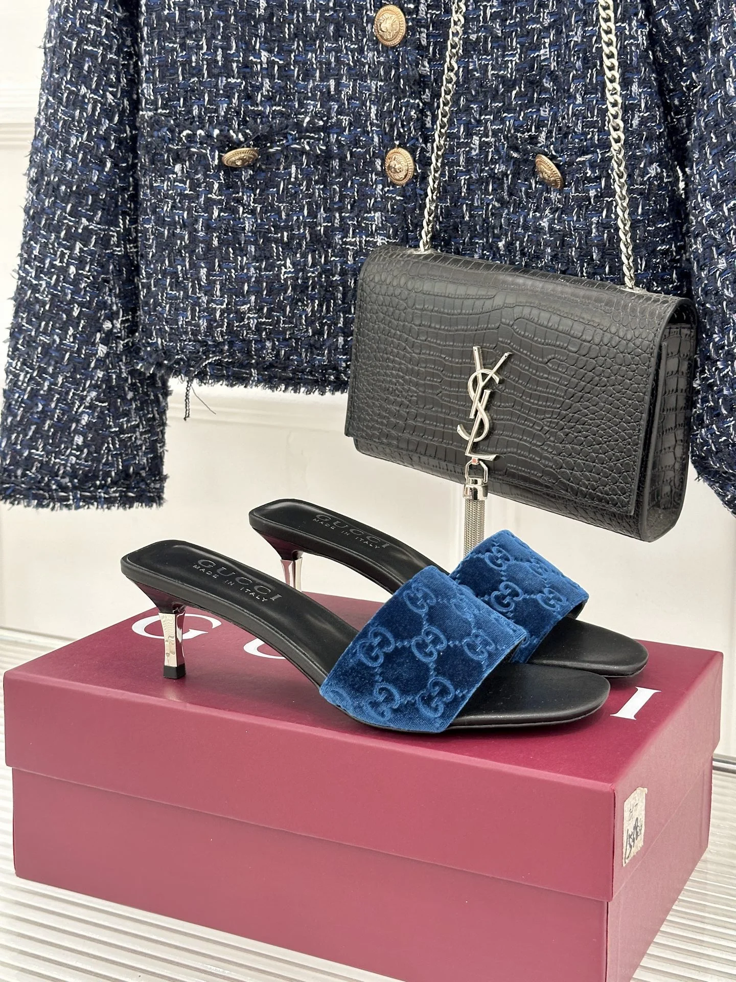 Женские шлепанцы Gucci с высоким каблуком, синий цвет - изображение 1