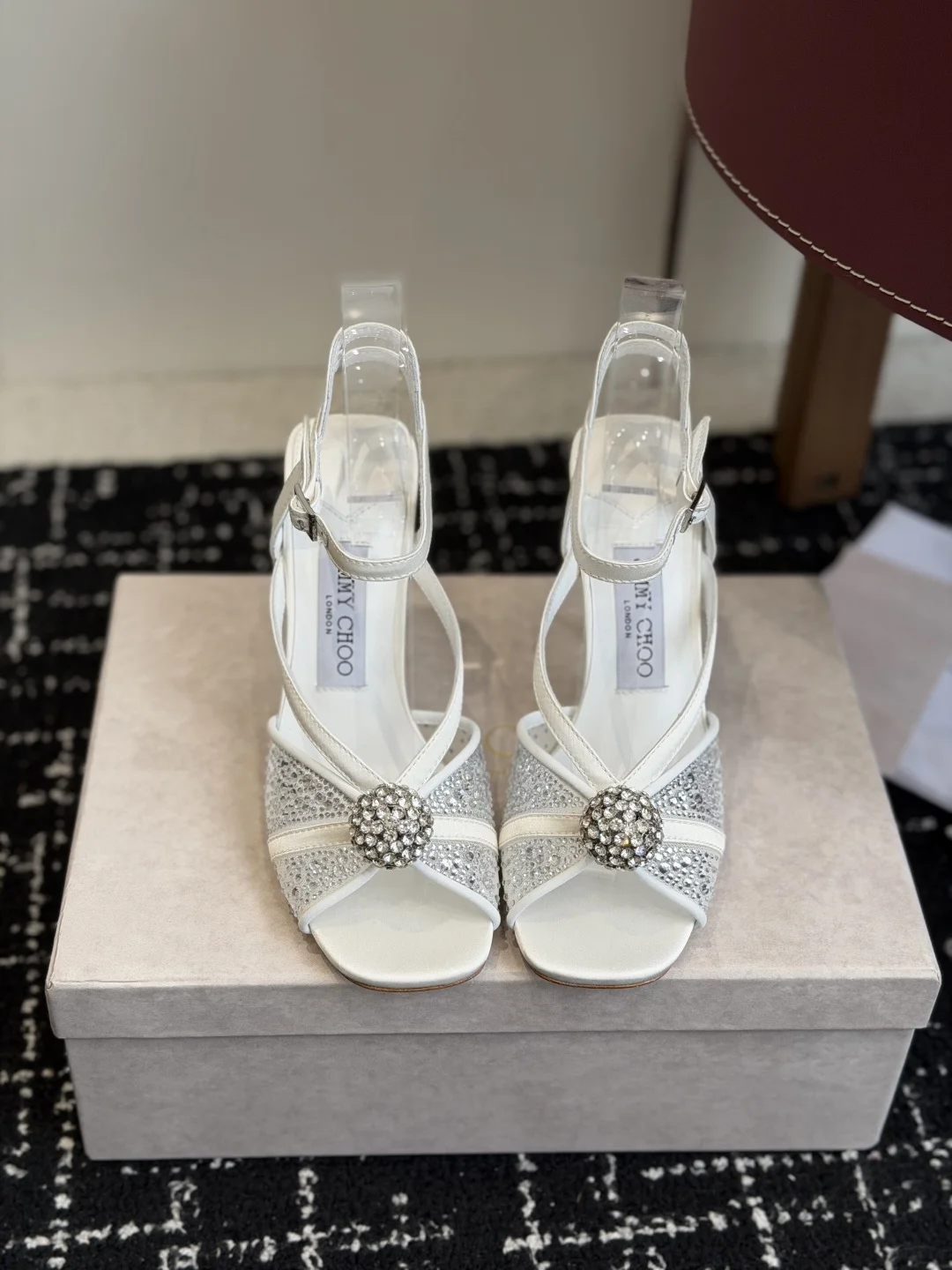 Сандалии Jimmy Choo женские с высоким каблуком и декором