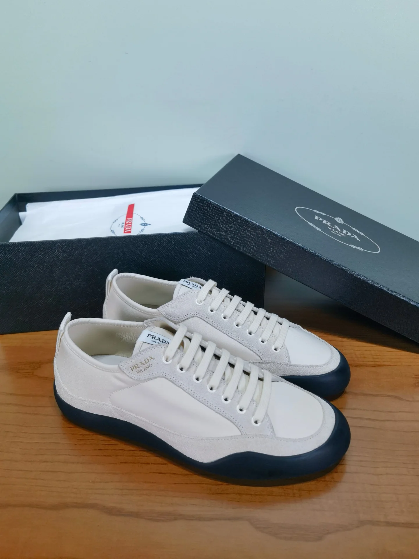 Мужские кроссовки Prada модель 4EE469 - изображение 1