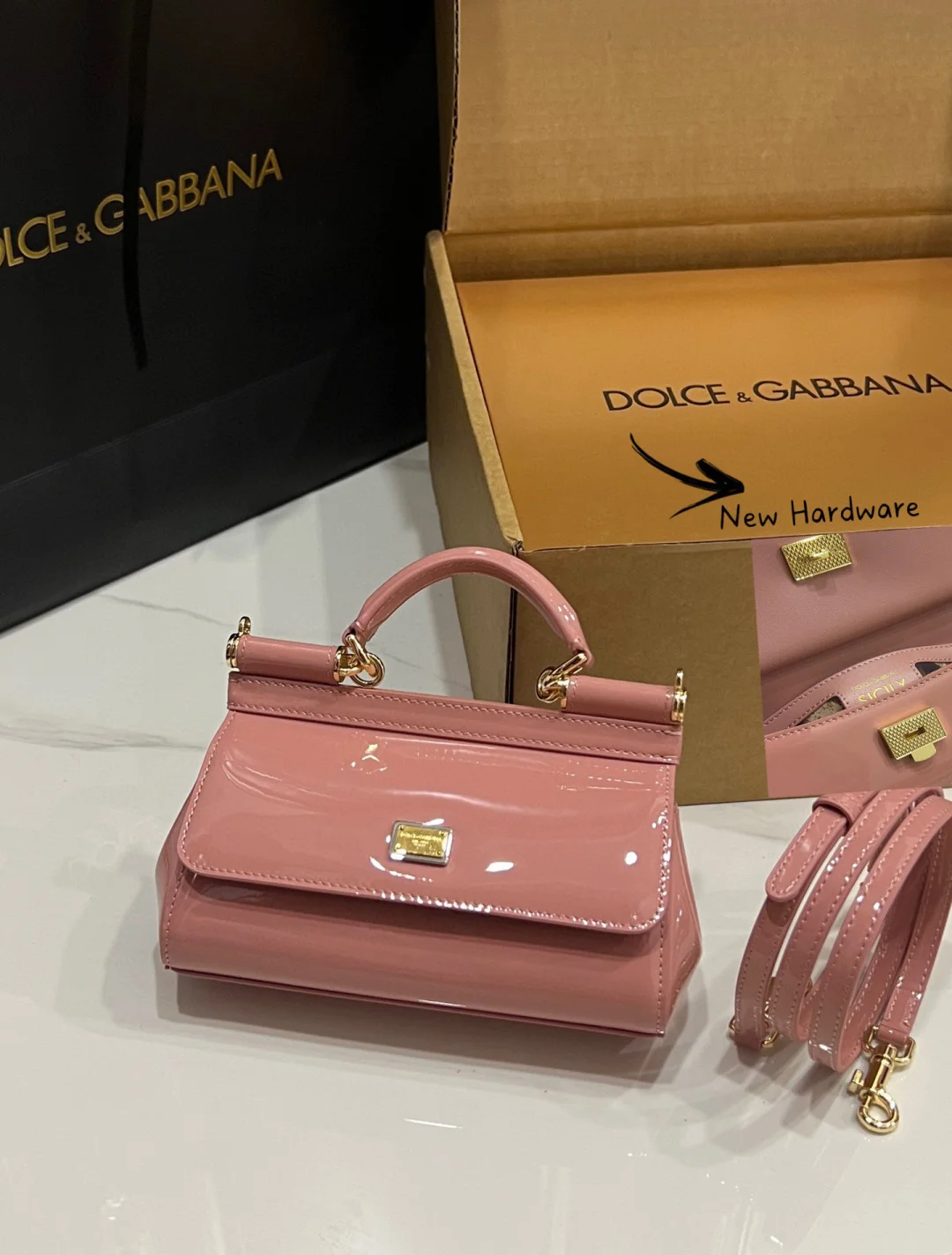 Сумка Dolce & Gabbana - изображение 1