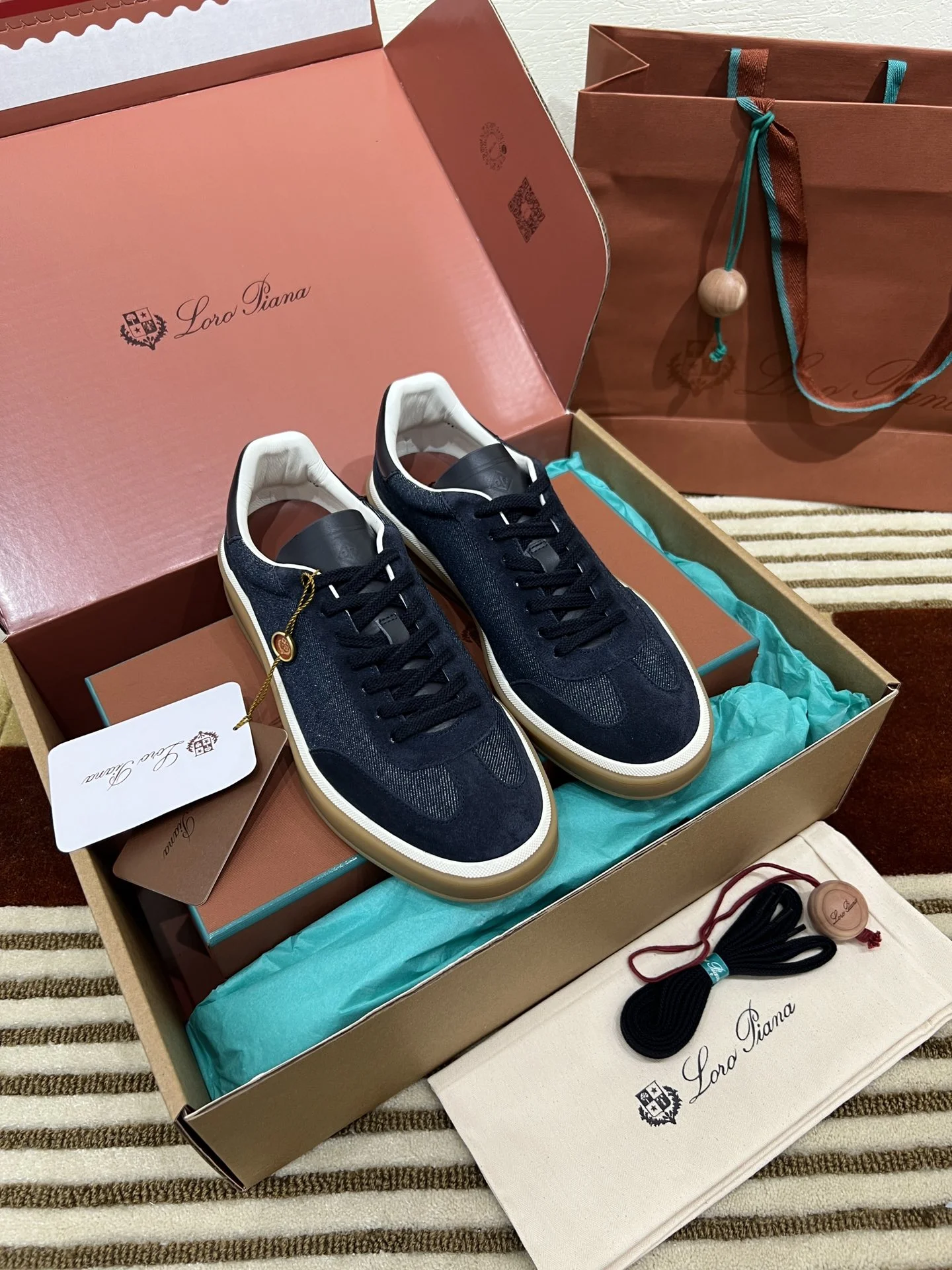 Спортивная обувь Low Top для женщин, темно-синий цвет