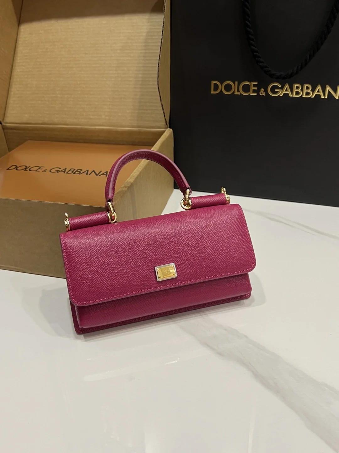 Мини-сумка Dolce & Gabbana розовая - изображение 1