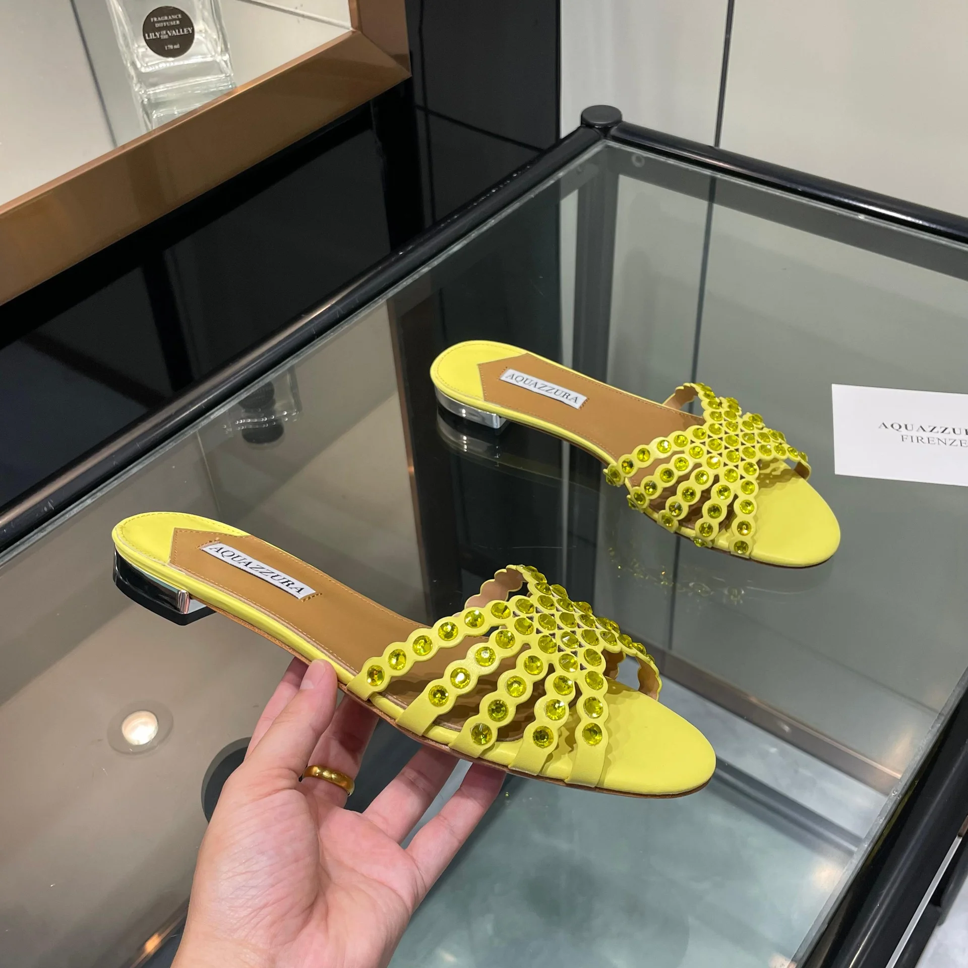 Женские босоножки Aquazzura желтые - изображение 1