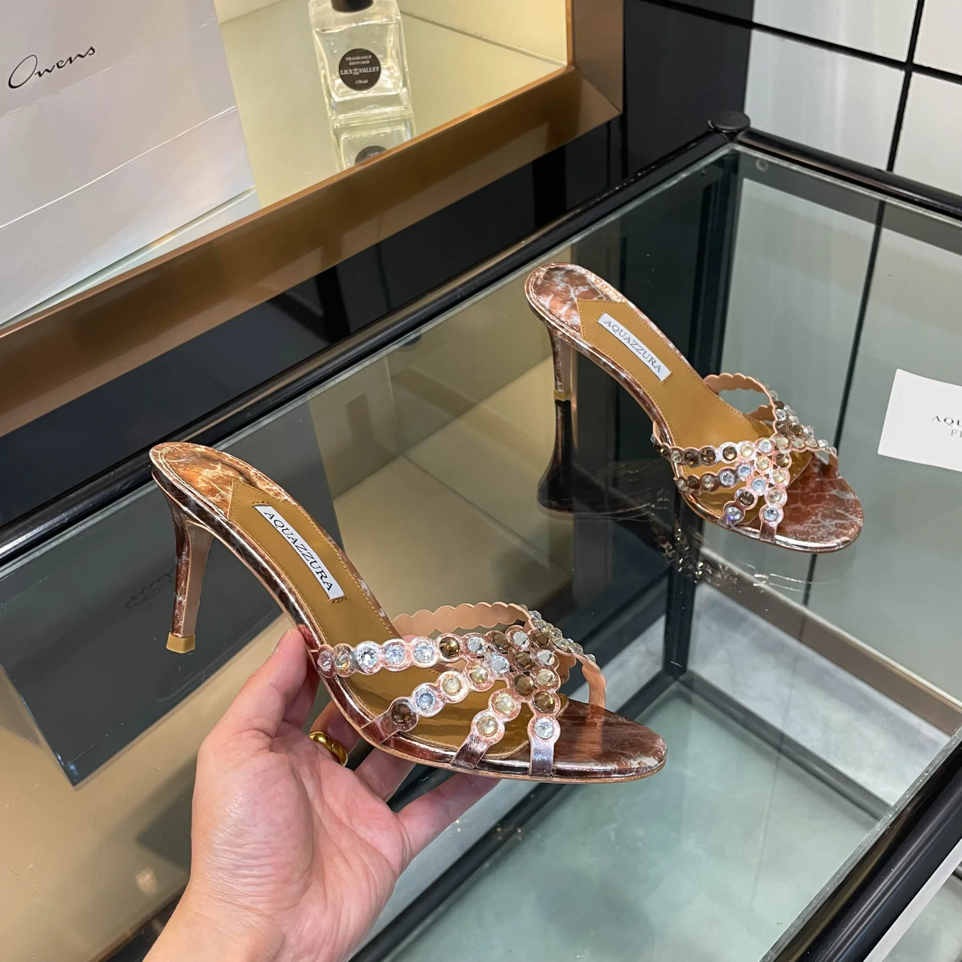 Босоножки Aquazzura с кристаллическим декором - изображение 1
