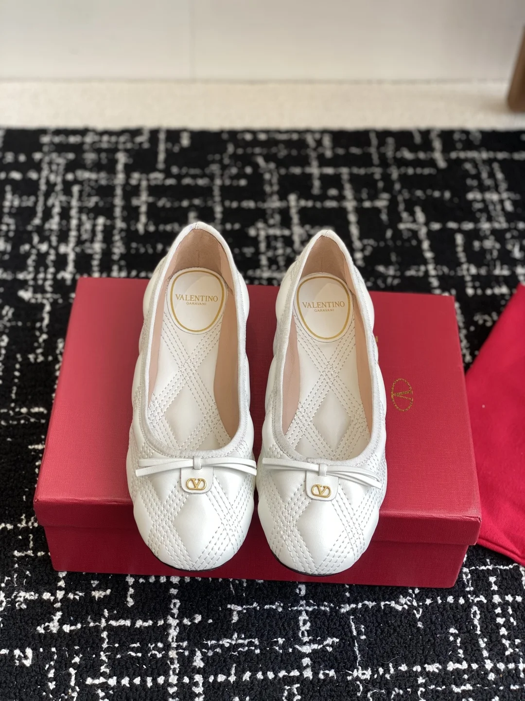 Балетки Valentino Гаравани - изображение 1