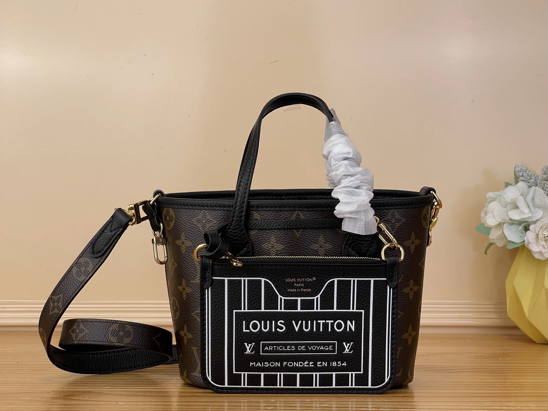 Louis Vuitton Neverfull Bandoulière Inside Out BB сумка - изображение 1