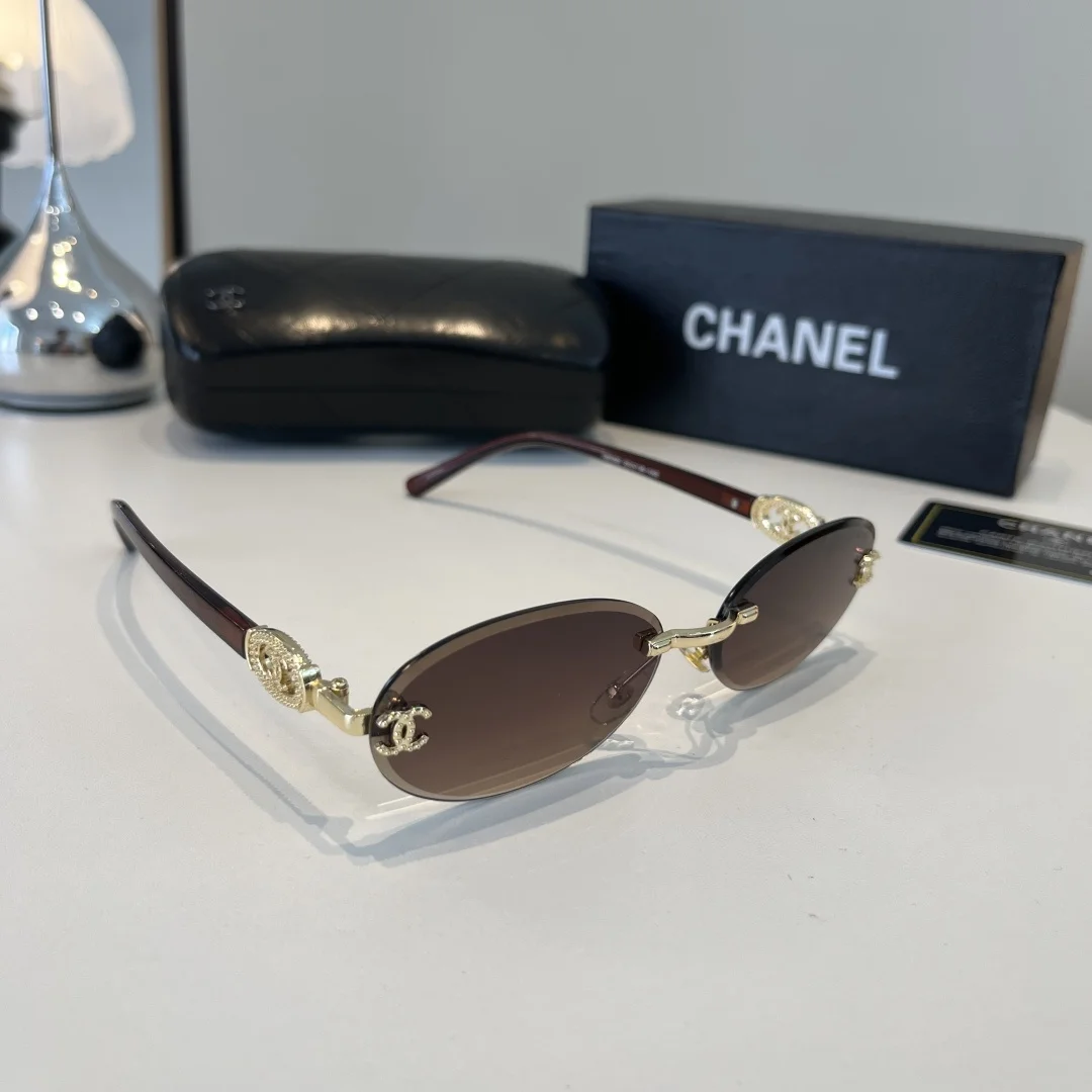 Винтажные солнцезащитные очки Chanel без оправы - изображение 1