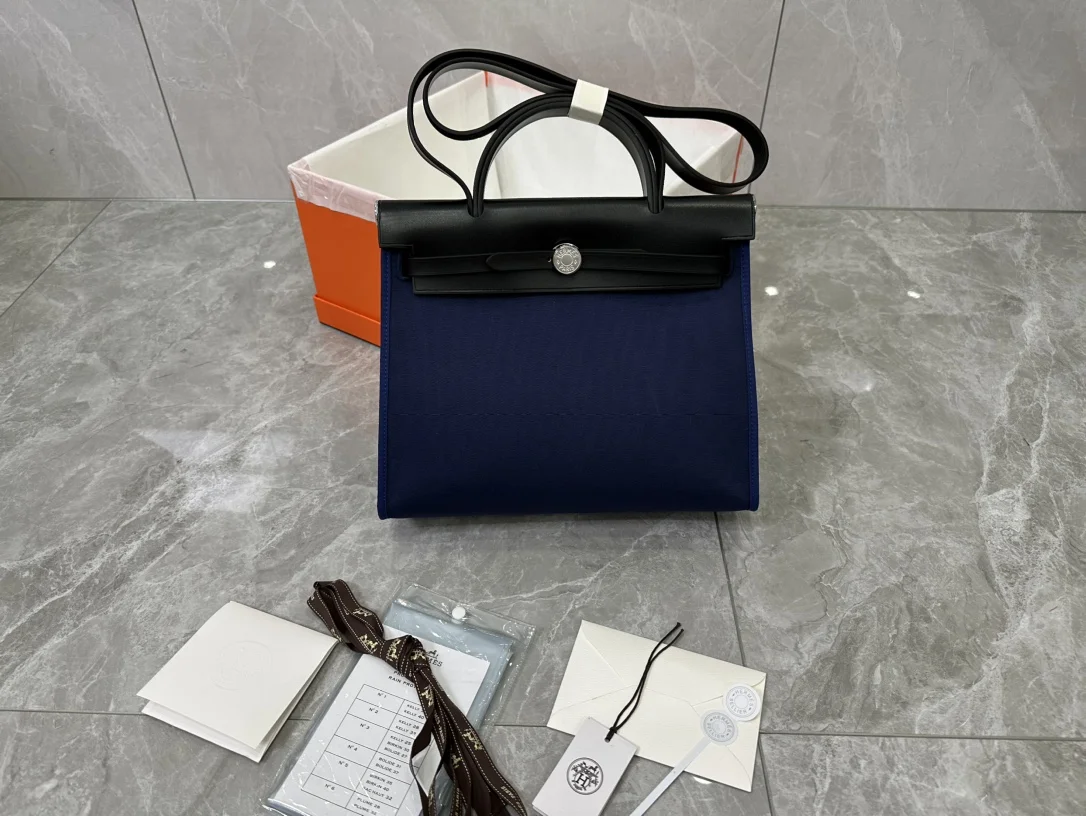 Сумка Hermes Herbag PM синего цвета - изображение 1